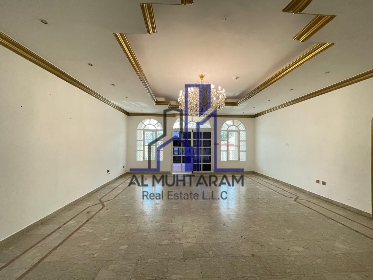 Luxurious 5bhk villa with master bedrooms 130k