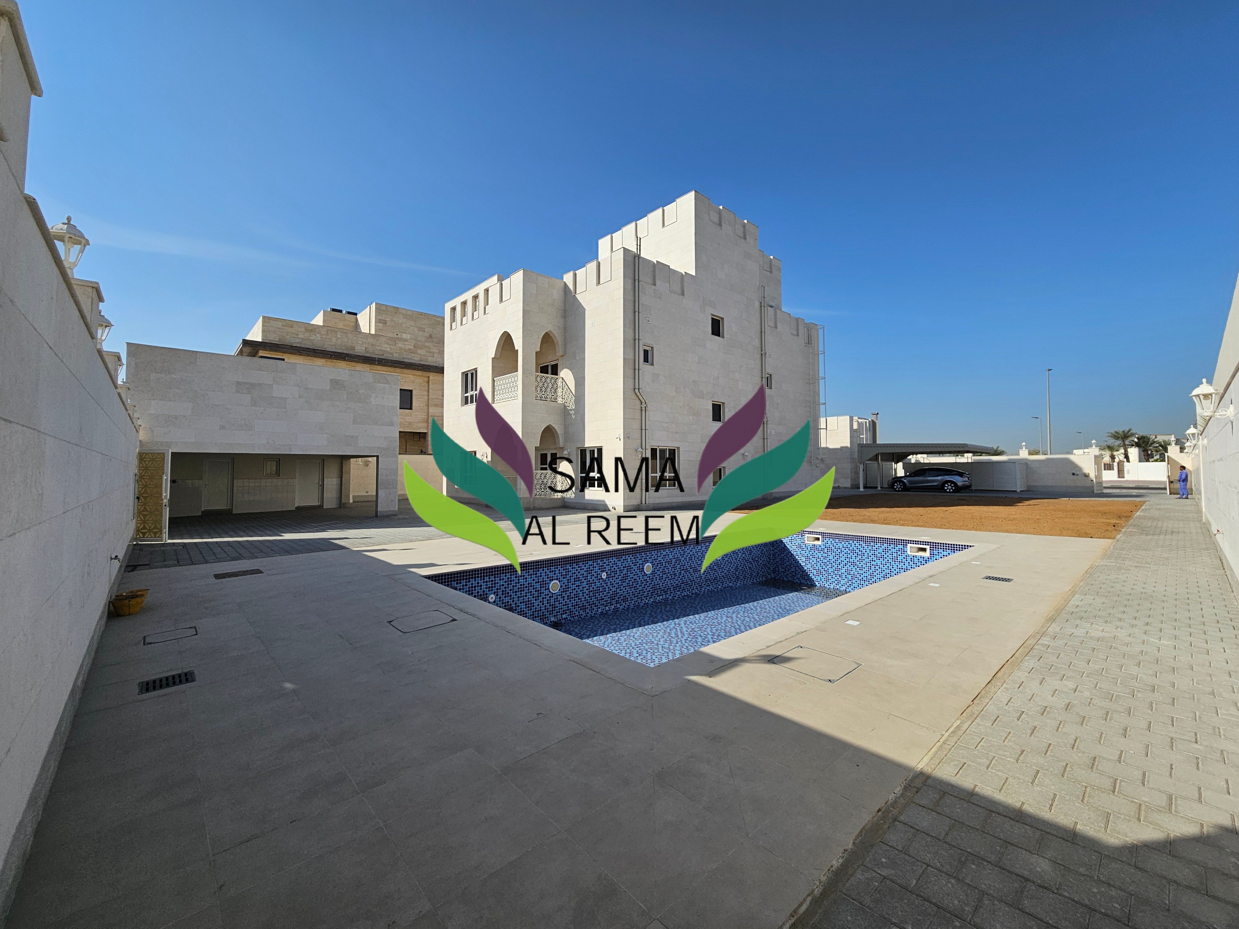 Independent Villa | Private Pool | 6 Bed +M+Driver