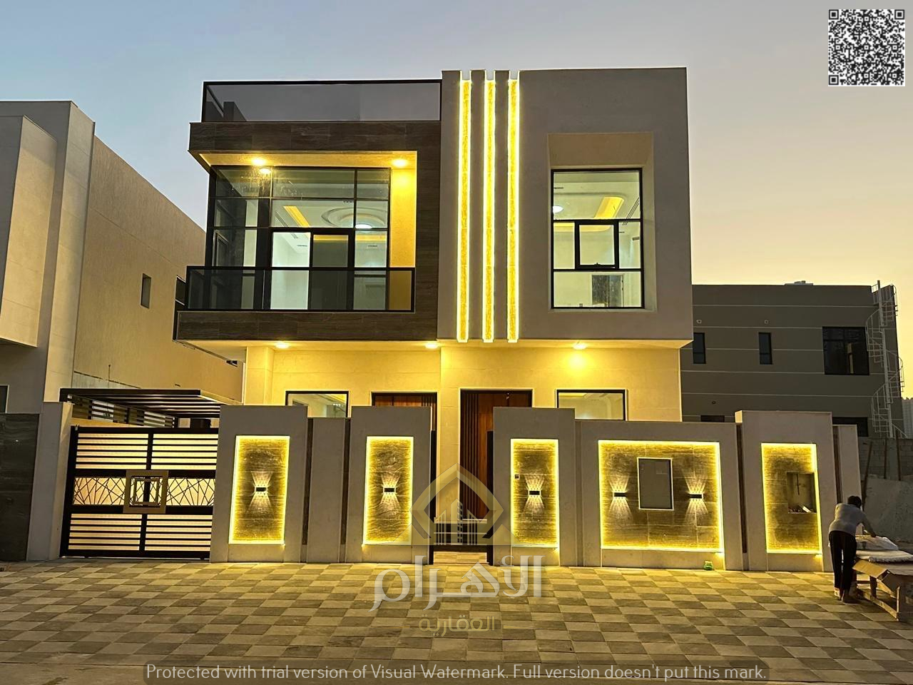Family villa for sale in Al Zahia | 5 bedrooms | Registration fees included
