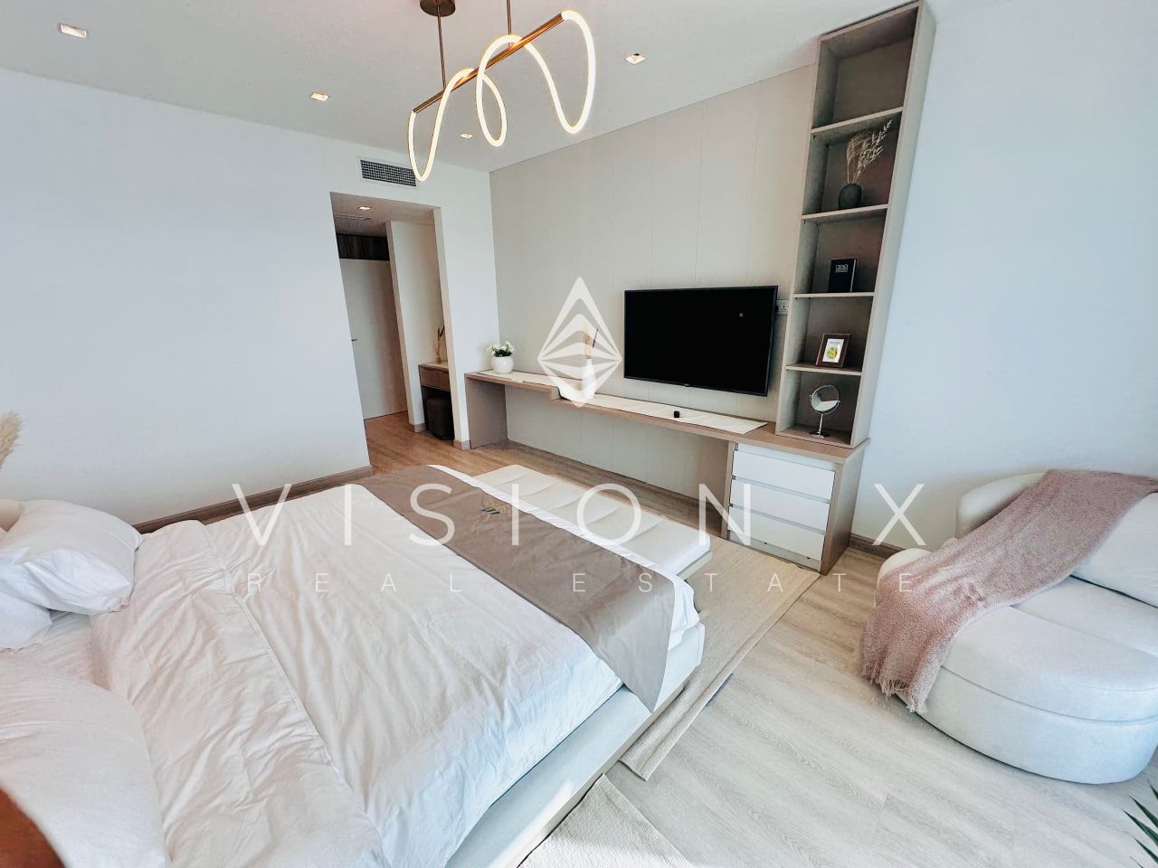 Ready to Live In | Exclusive Community | Full Amenities