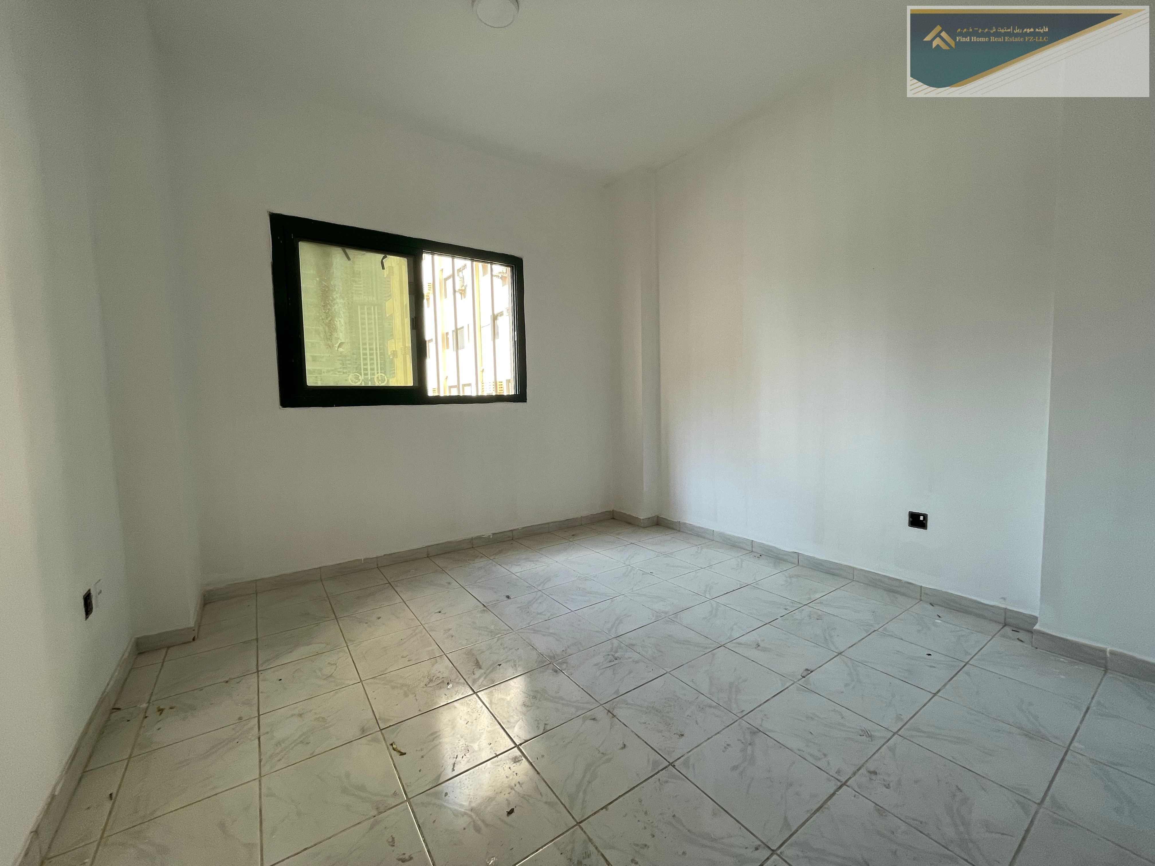 LUXURY APPARTMENT!!2BHK ONE BATH LAVISH APPARTMENT HOT LOCATION WITH BALCONY IS JUST 37k