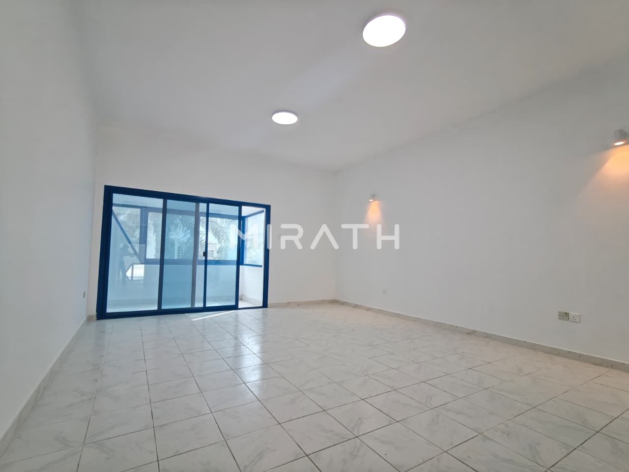 Corner 4BR spacious villa l Jumeirah 3