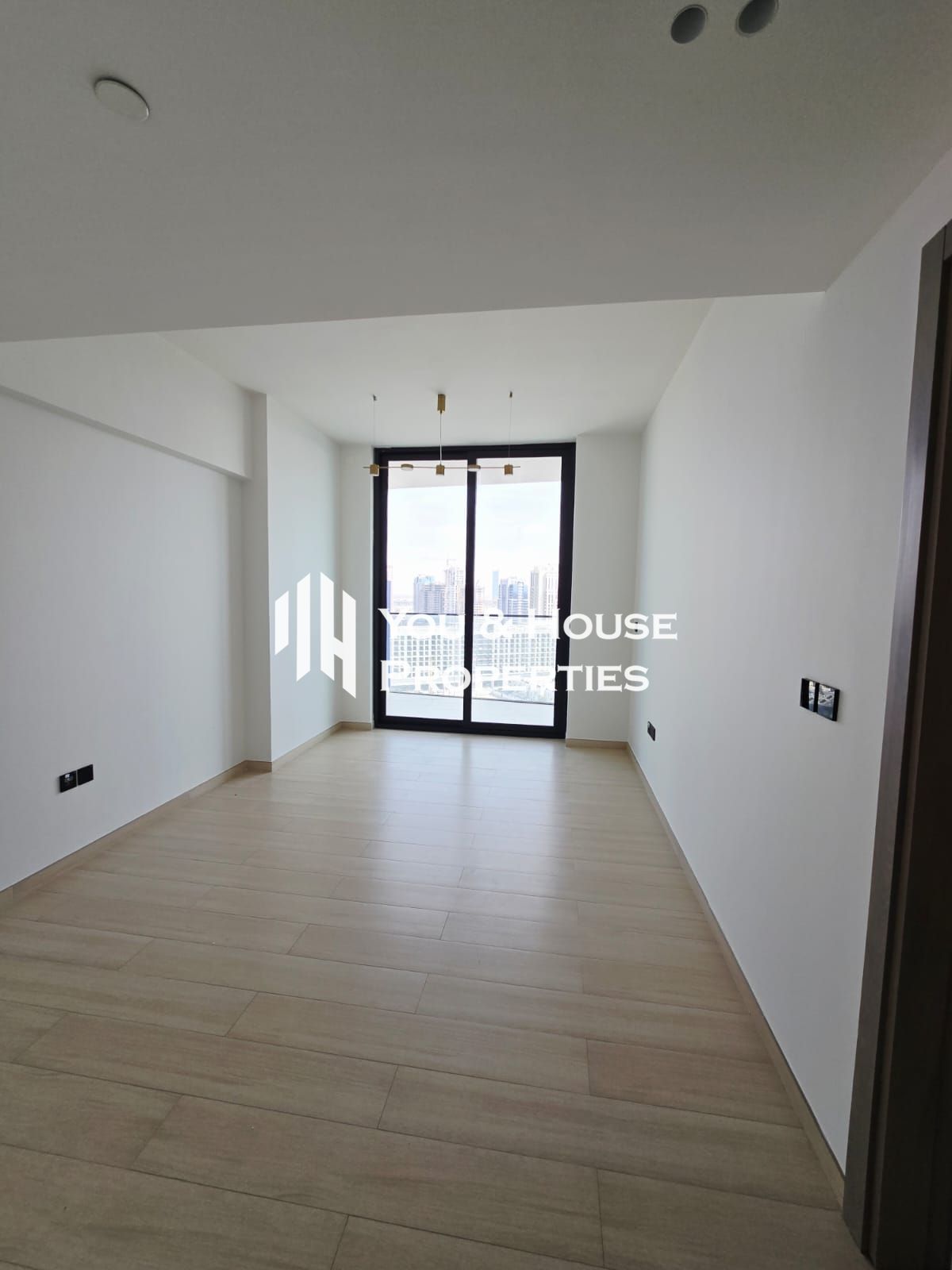 Stylish 1-Bedroom With Premium Finish I High Floor I Prime Layout