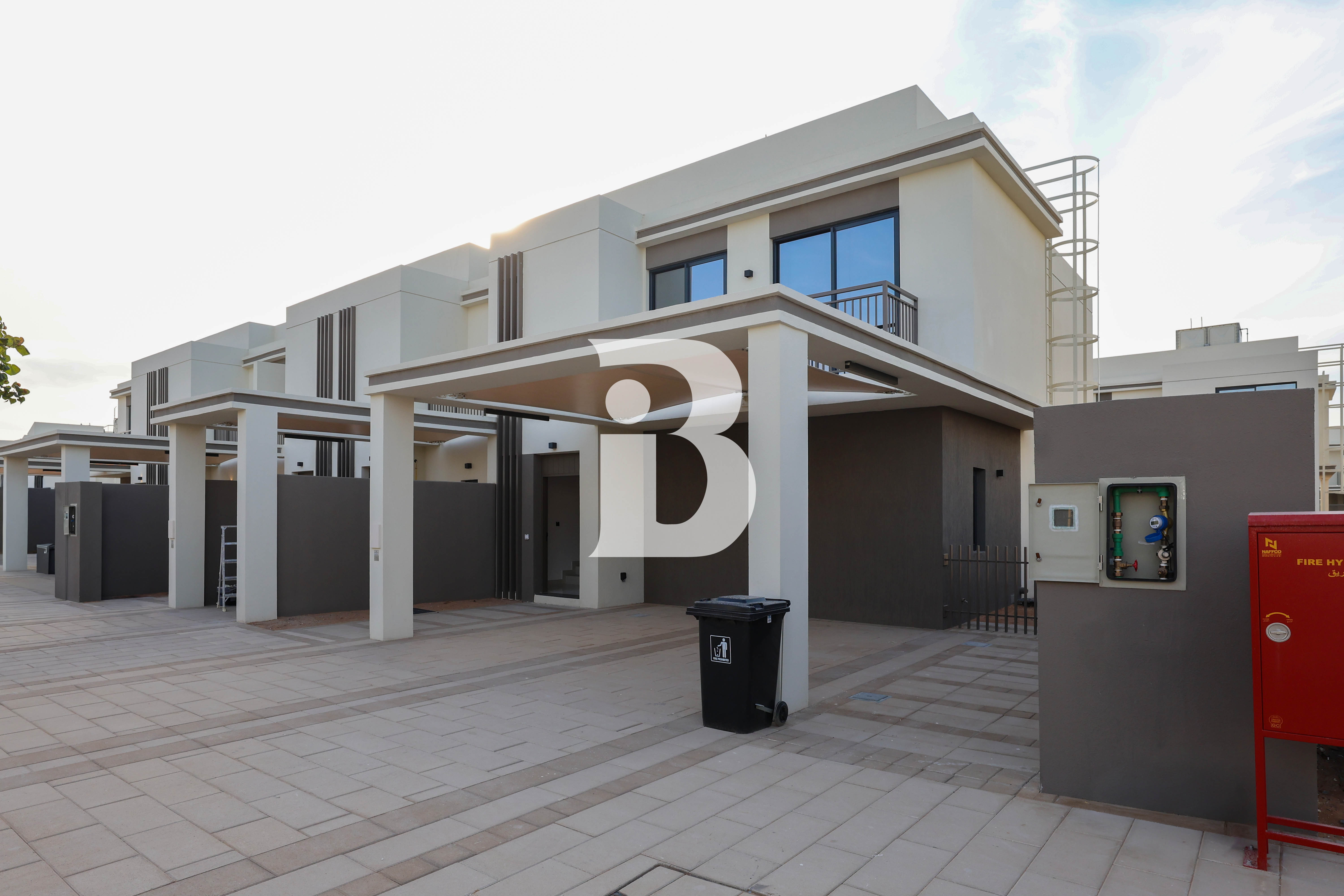 Luxurious 3 bedroom Townhouse on Falcon Island.