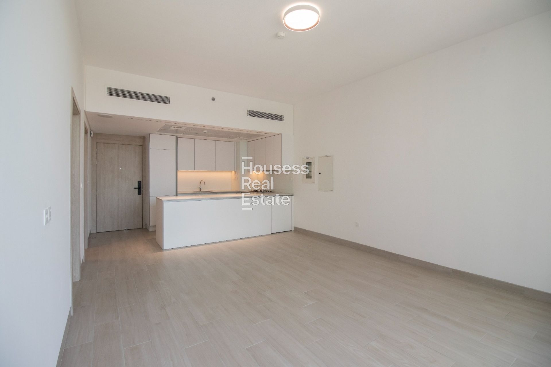 Spacious | Modern Finishes | Brand New