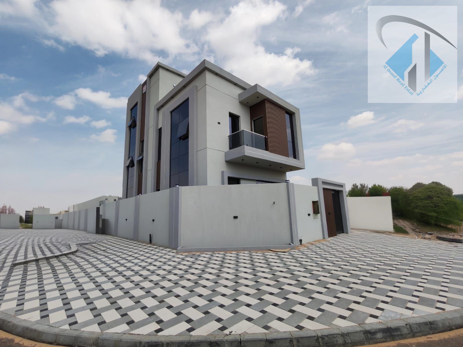 Own a corner villa with a down payment of only 10% - G+2 - Ideal location behind services and close to the mosque - Freehold ownership for all nationa