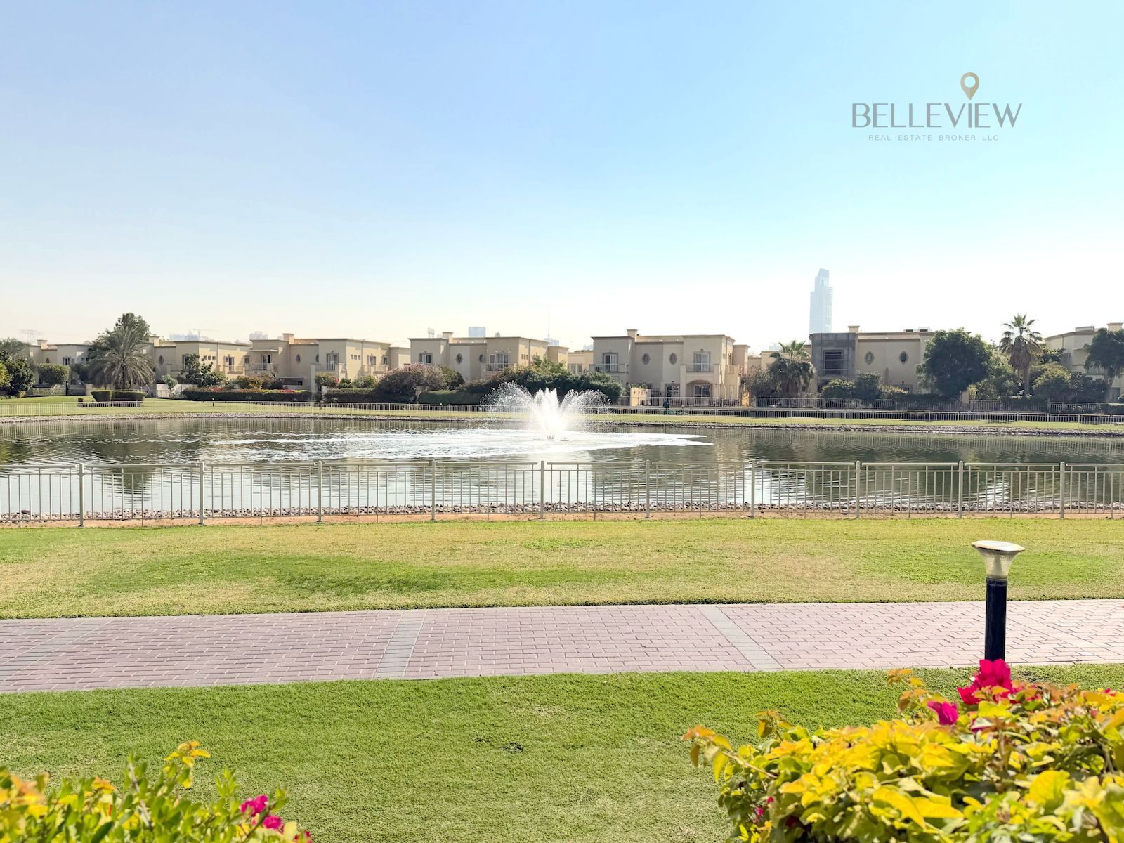 BIG LAKE VIEW | VACANT NOW | BIG PLOT TYPE 4E