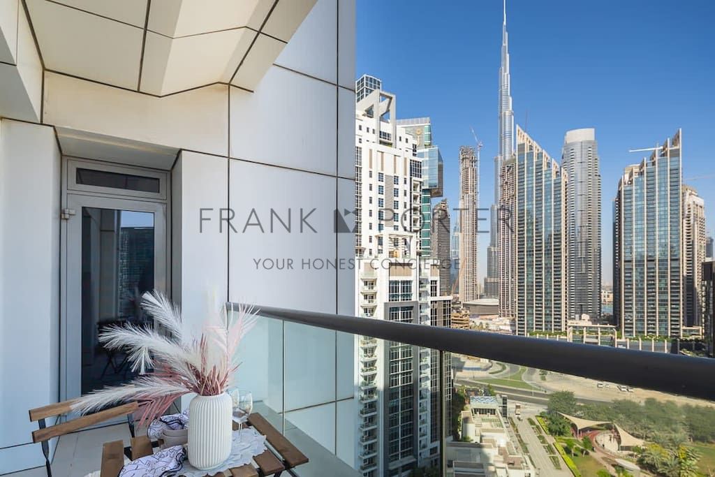 Modern 2BR in Business Bay w/ Burj Khalifa Views | Monthly & Weekely | All Bills Inclusive