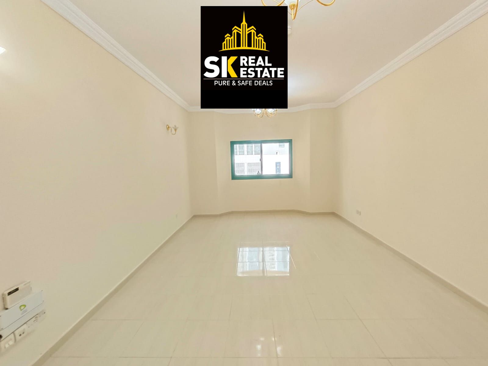 LAVISH 2BHK APARTMENT+GYM -SWIMMING POOL FREE EASY EXIT TO DUBAI