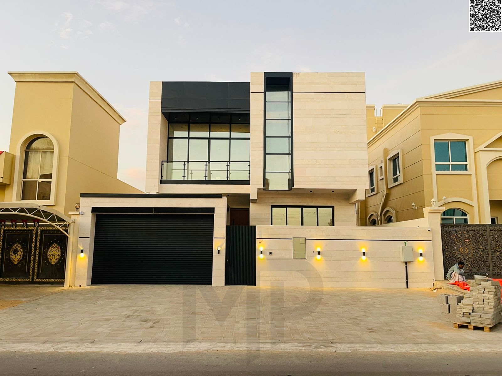 Own your villa now near the park at a special, negotiable price with bank financing options and flexible payment plans | Freehold ownership for all na