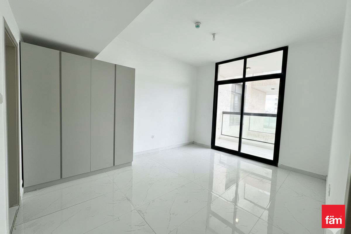 Brand New Modern | Near Etihad Railway | Maid Room