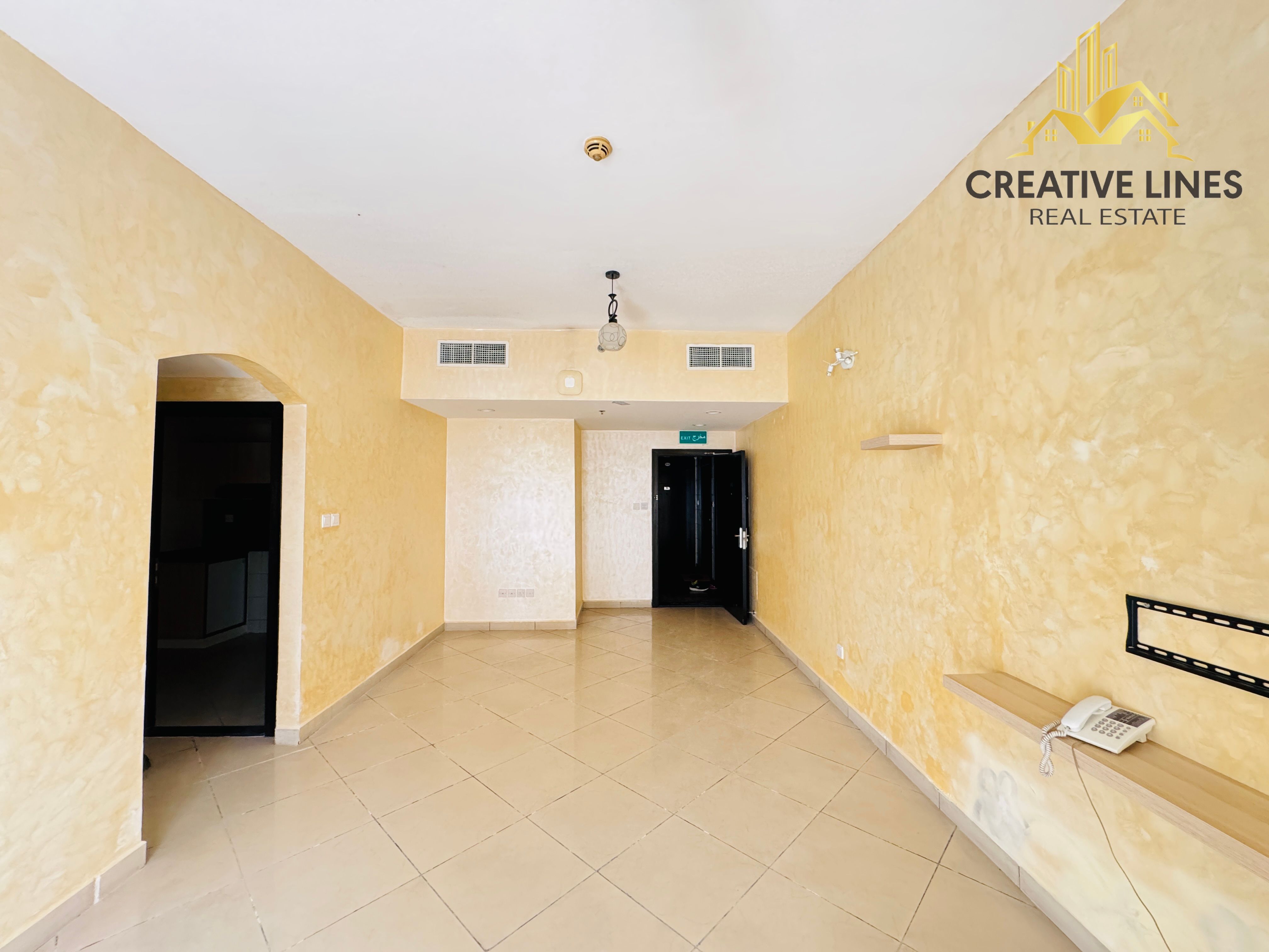 1Bhk // Huge size// with balcony// Close Kitchen// All amenities// Ready to move
