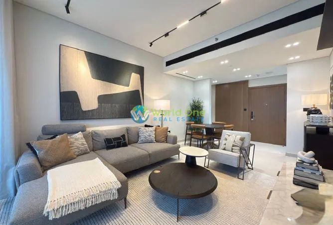 Wake Up to Burj Views | Private Jacuzzi | Pure Luxury