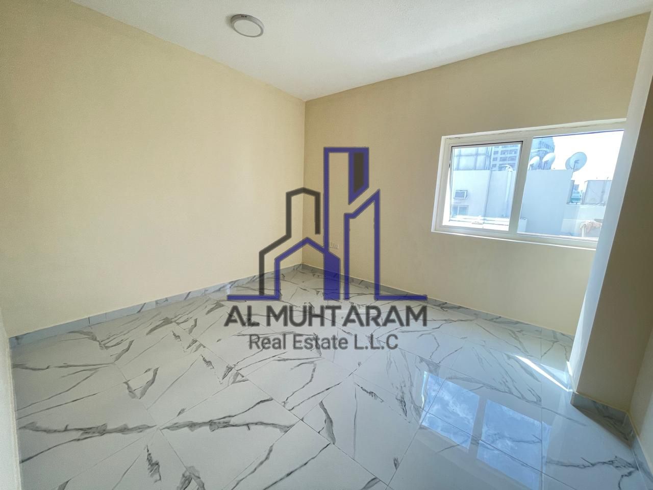 Luxurious 1bhk apartment like brand new