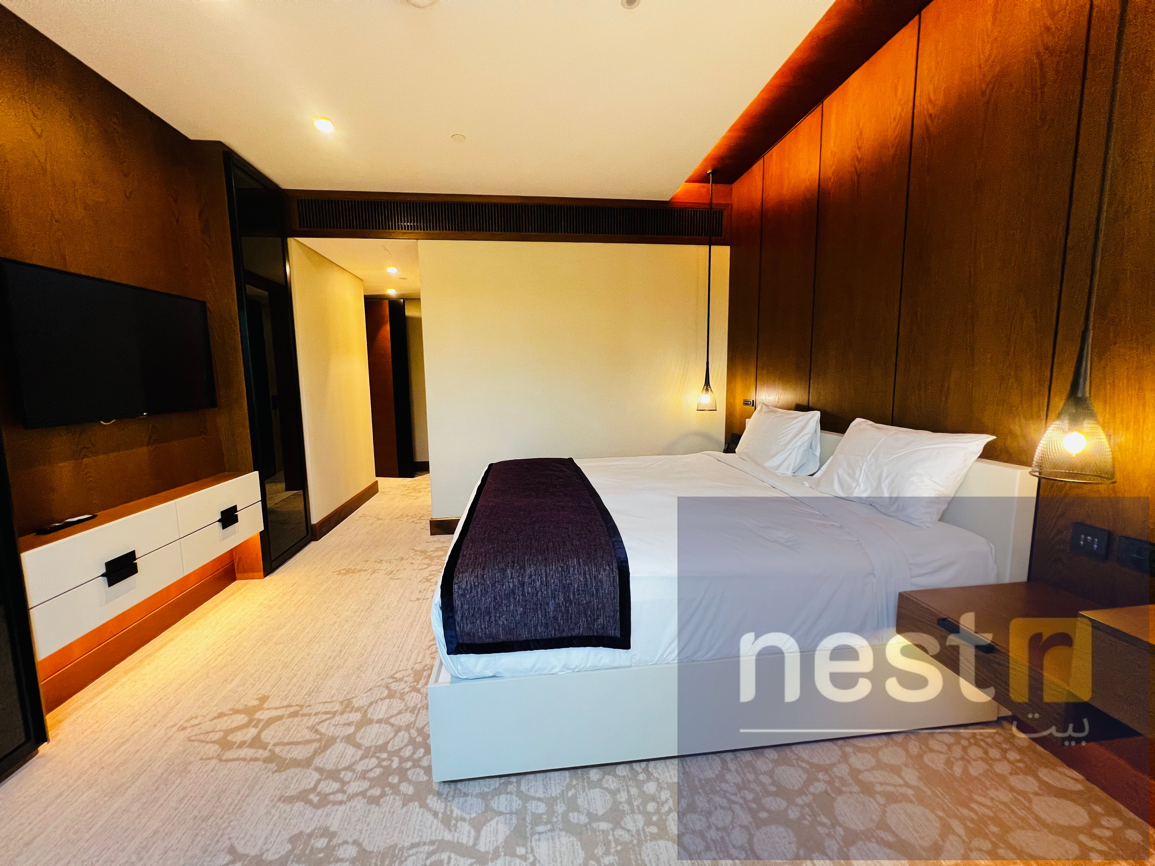 Luxurious Furnished || Ready to Move in || Spacious Layout