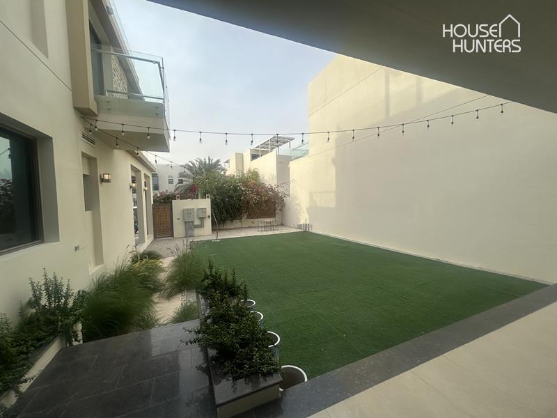 Sustainable Living|Spacious 4-Bedroom Garden Villa
