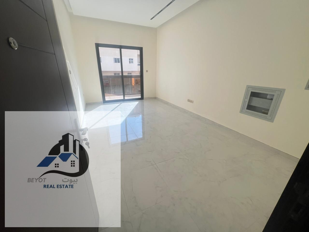 For Rent in Ajman – 2 Bedroom Apartment | Brand New Location: Al Jurf 3 – Ajman Directly on Sheikh Mohammed Bin Zayed Road Very close to Dubai &