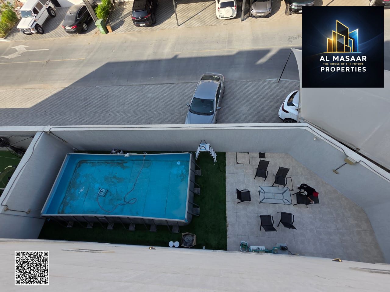 For sale: Luxury classic corner villa with a swimming pool on a 3800 sq ft plot. The price includes everything (registration and ownership fees, elect