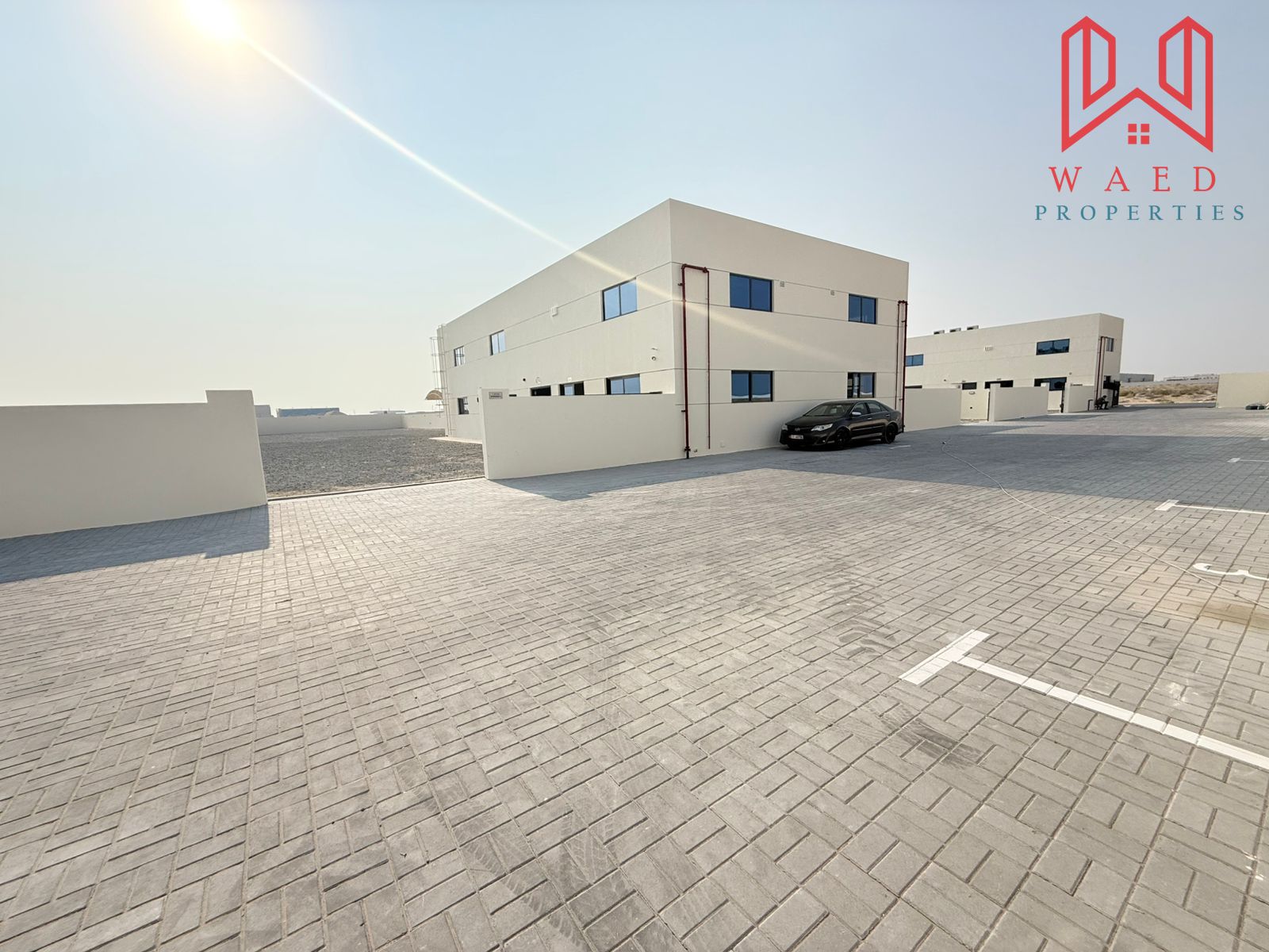 Spacious High-Capacity Storage Warehouse for Rent