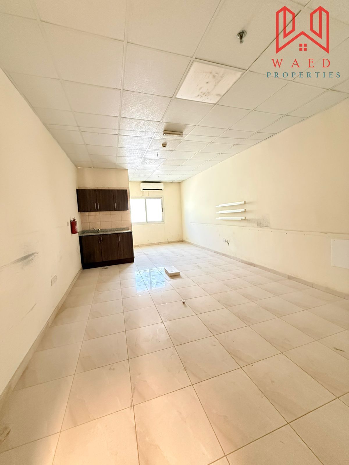 Exceptional Warehouse for Rent || Ideal for Commercial Use ||