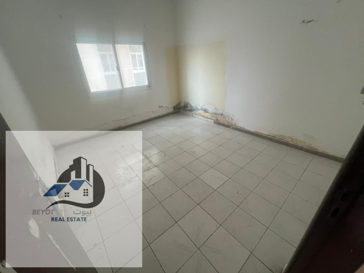 For Rent in Ajman – Al Rashidiya 3 A well-located 2 Bedroom + Living Room apartment, ideal for families. Location Highlights: Opposite Hashem Mi