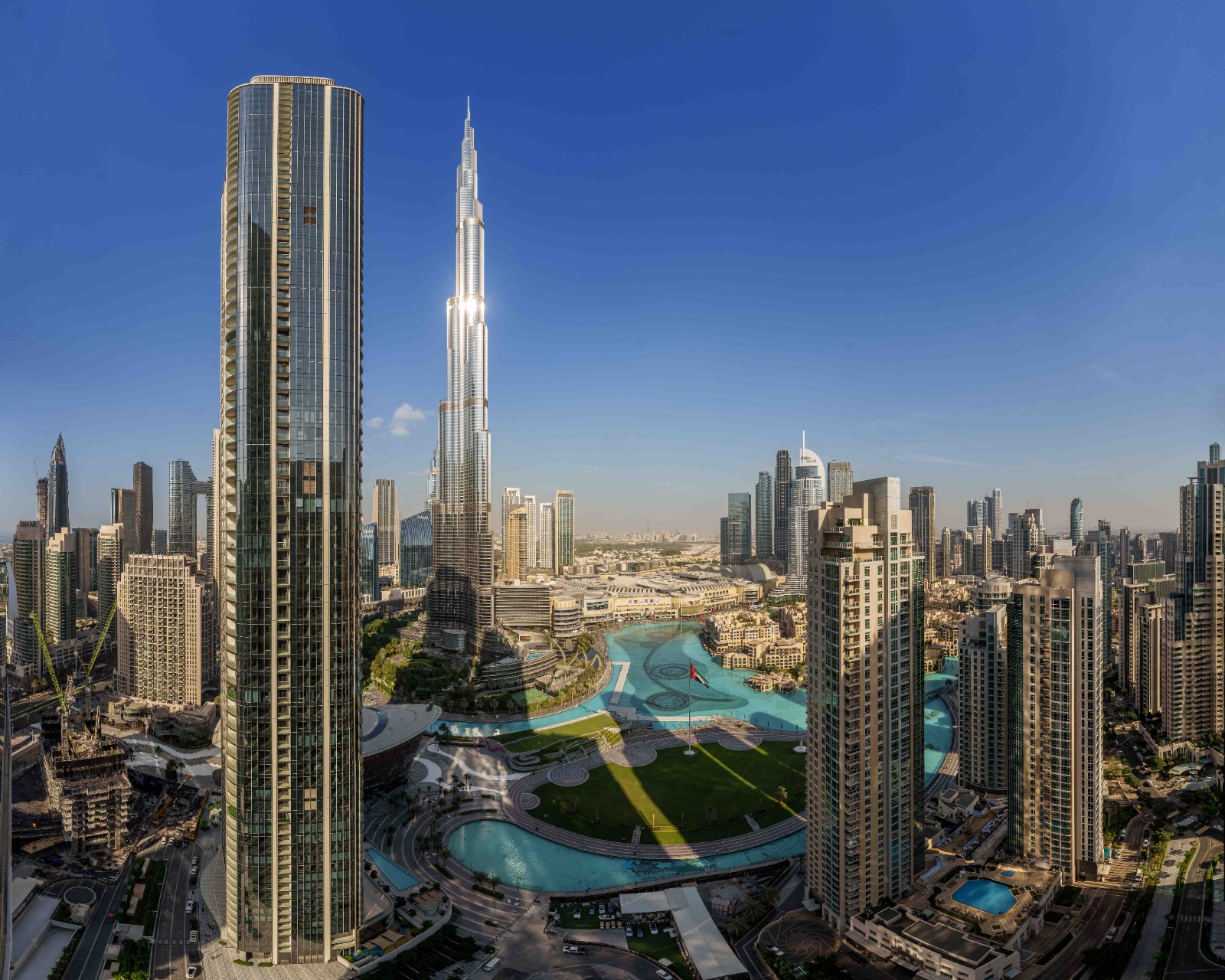 Spacious | Burj and Fountain View | Vacant