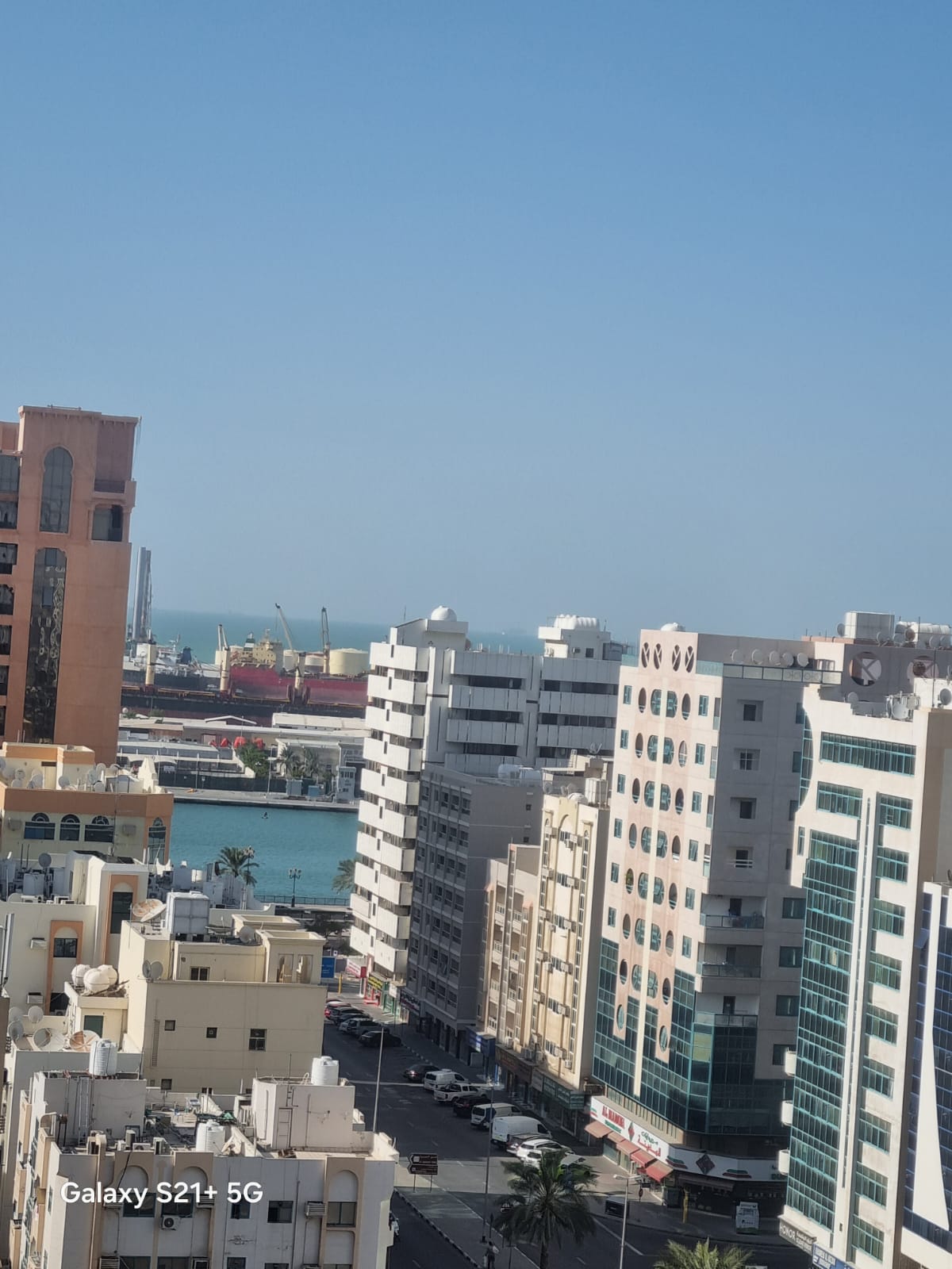 For Annual Rent in Sharjah Rolla Area Room and hall