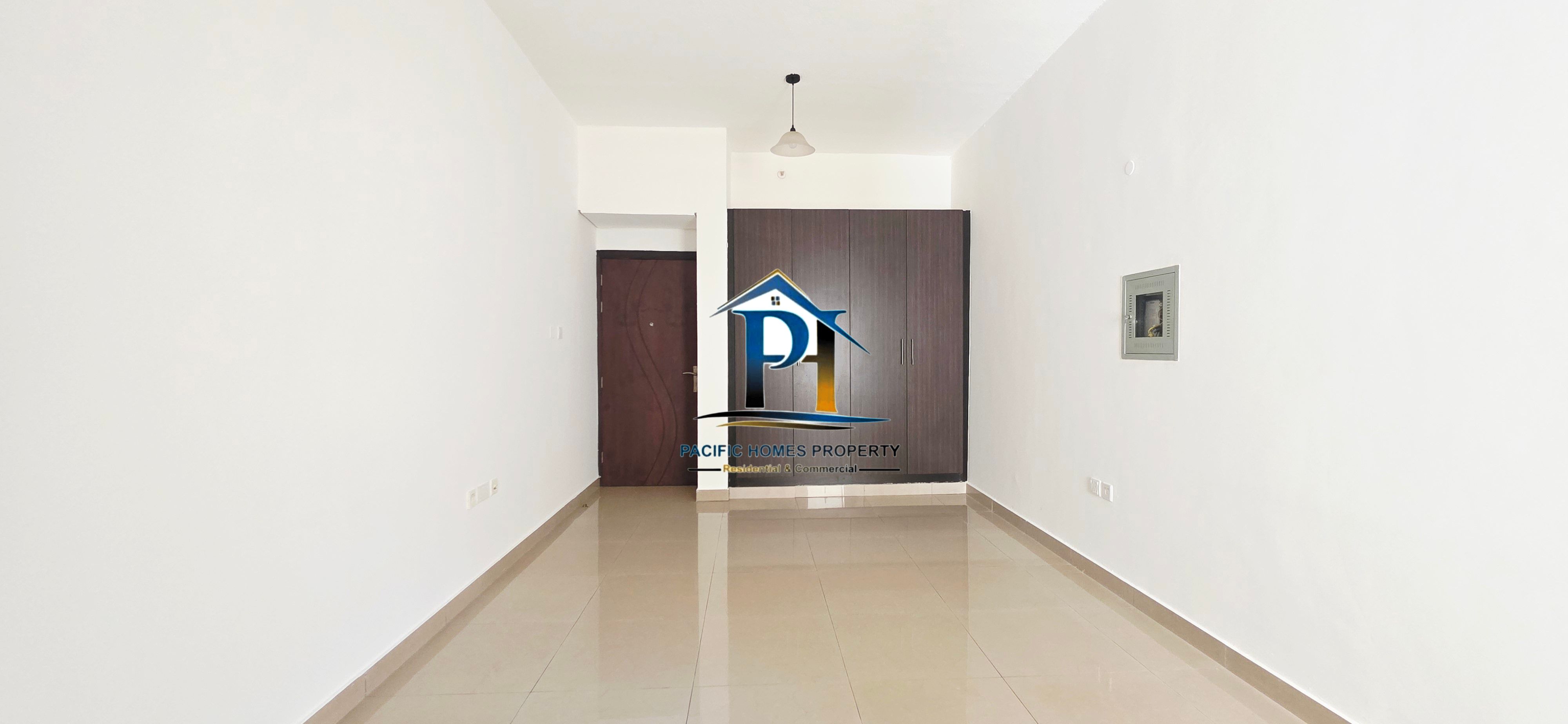 Modern & Luxurious Studio Apartment available With Full Facilities On Prime Location