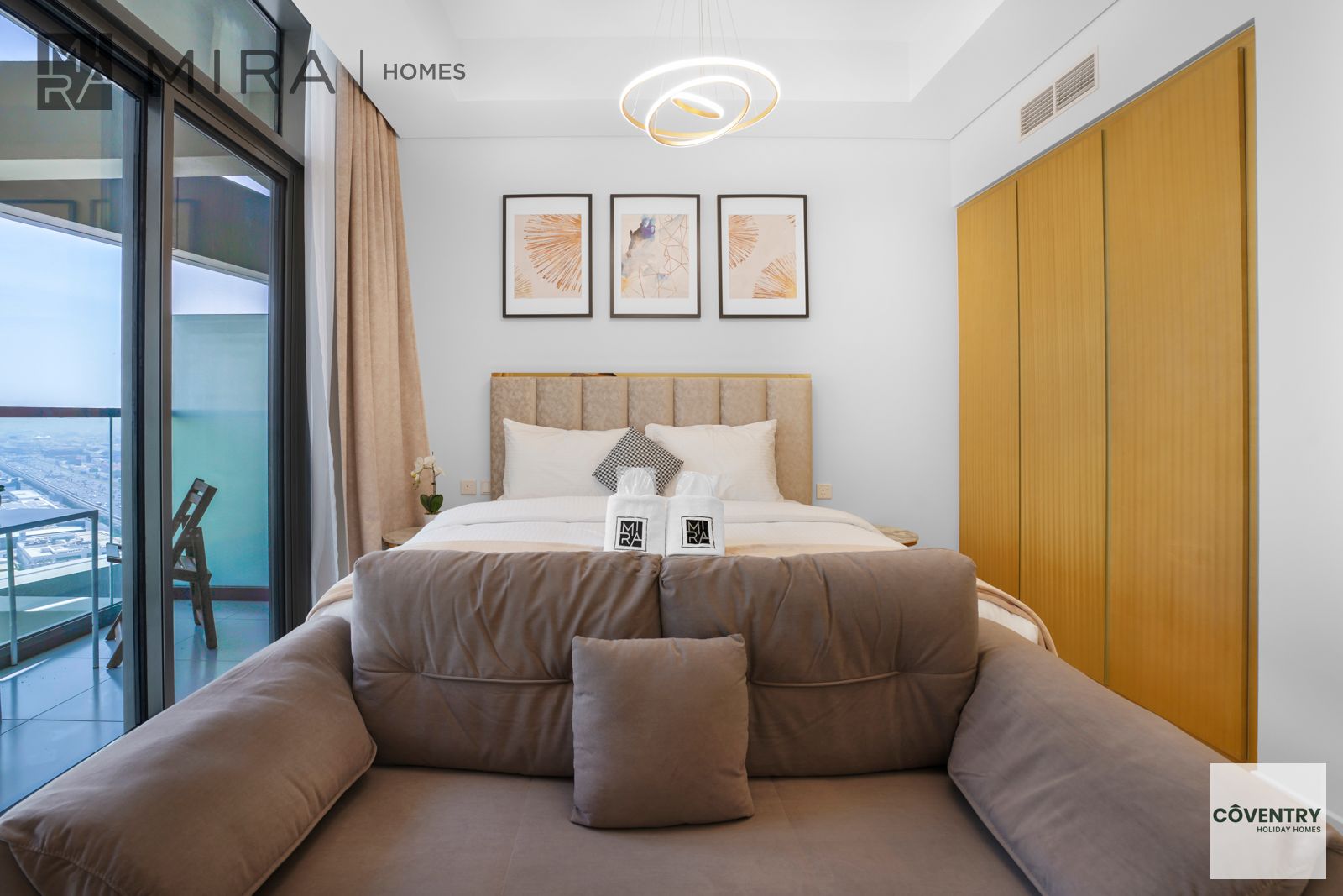 DTCM INCLUDED IN THE RENTAL PRICE | 0 Commission | in Chic Studio Living in the Heart of Dubai