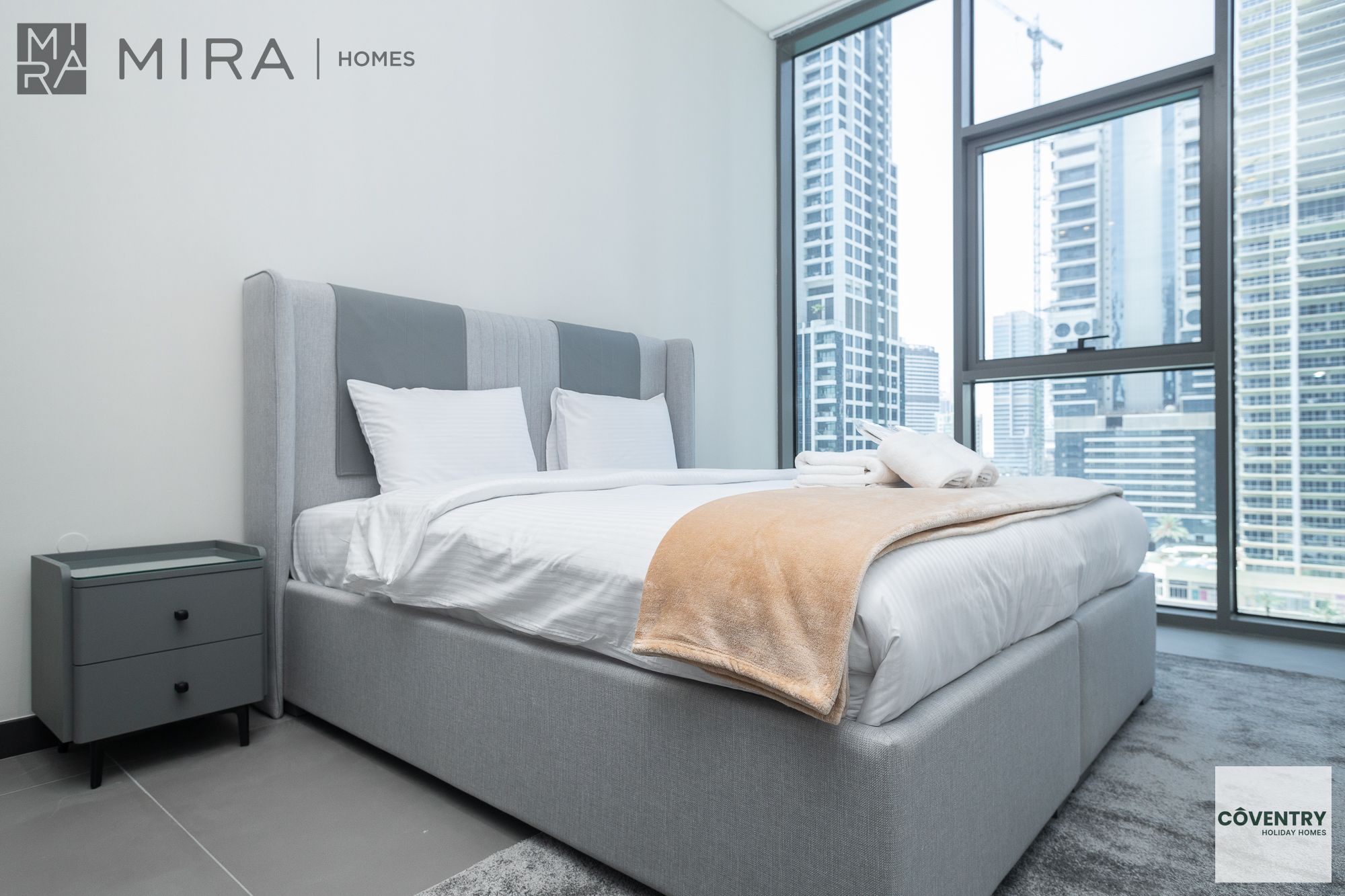Book Now!!! Live in the Heart of JLT at MBL Royal! Newly and modern 1 bedroom with lake view in JLT