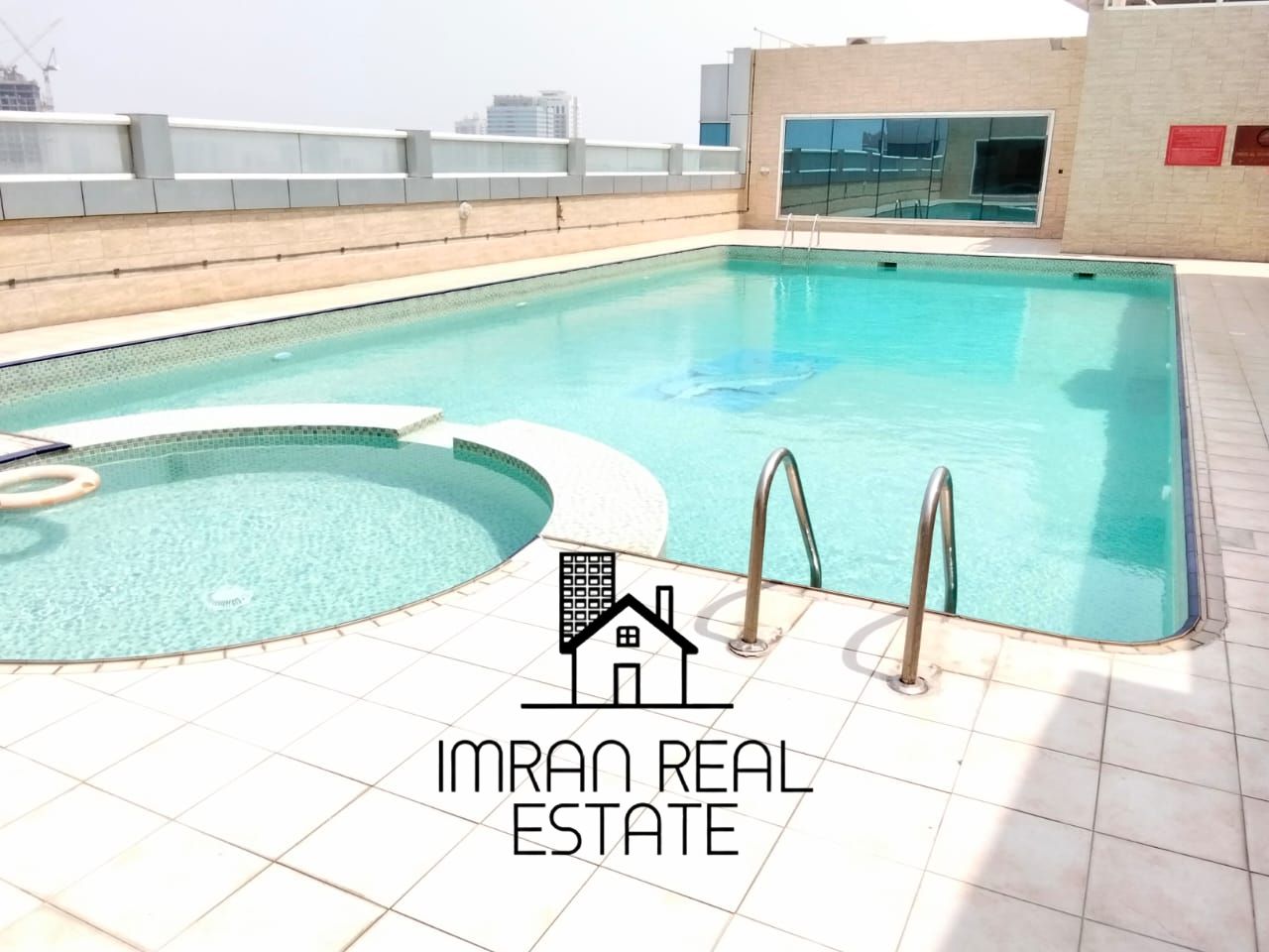 Spacious 1bhk with balcony and built-in wardrobe