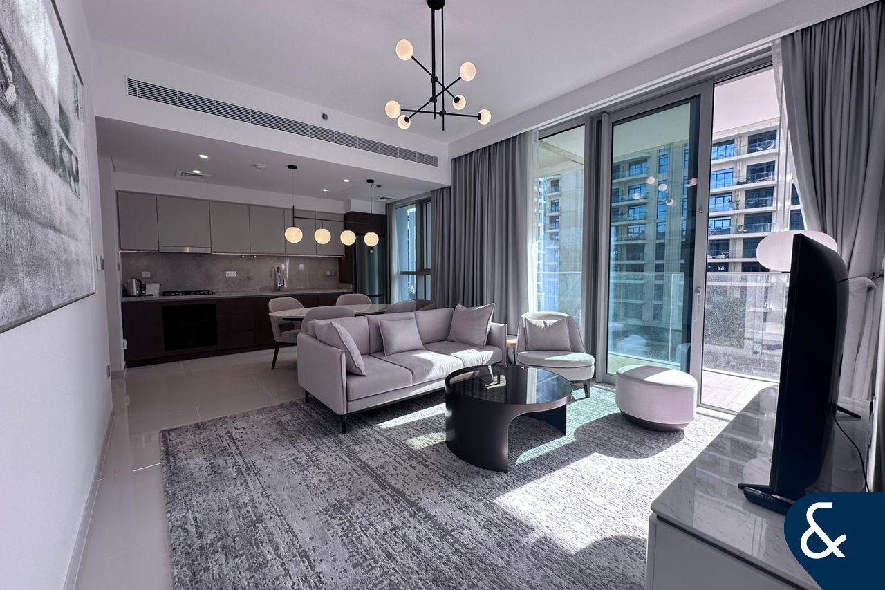 Beachfront l Corner Unit l Available Now