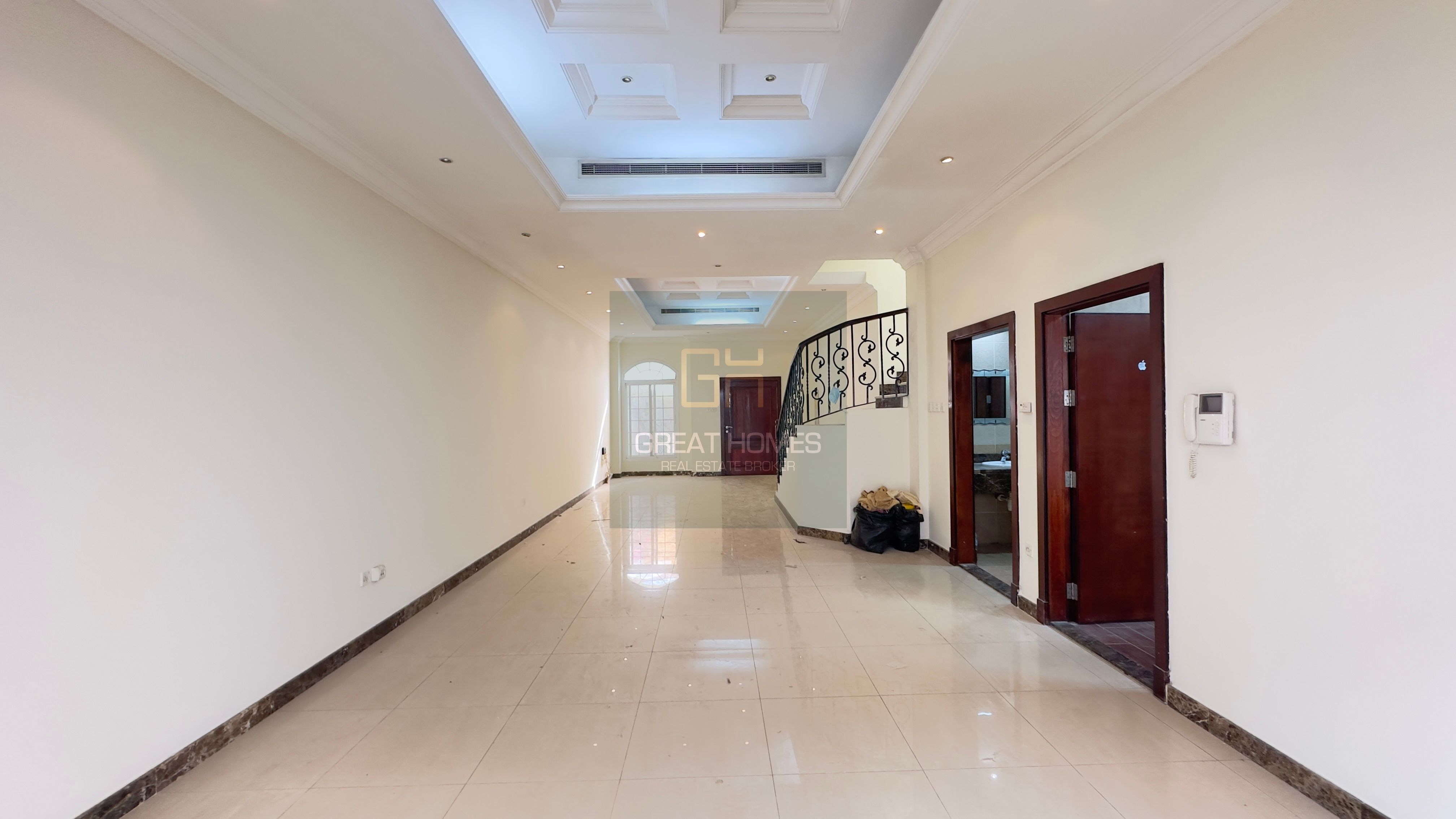 Specious 3 Master Bedroom Villa for lease