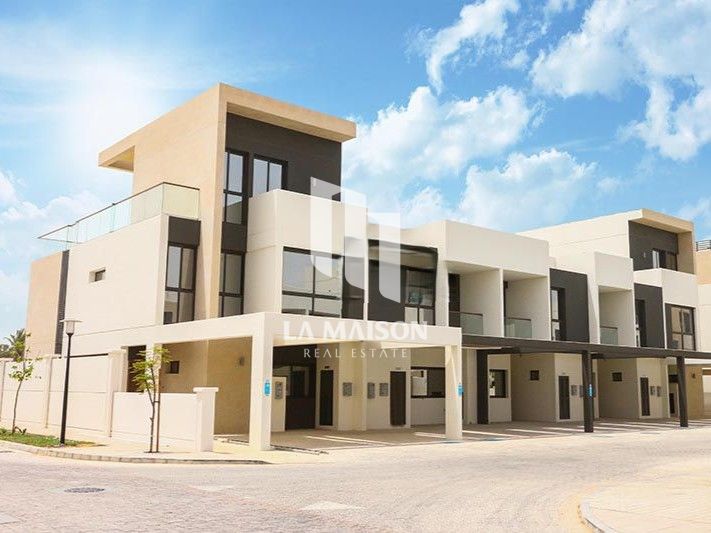 Premium Villa | 5BR + M | Single Row | Corner