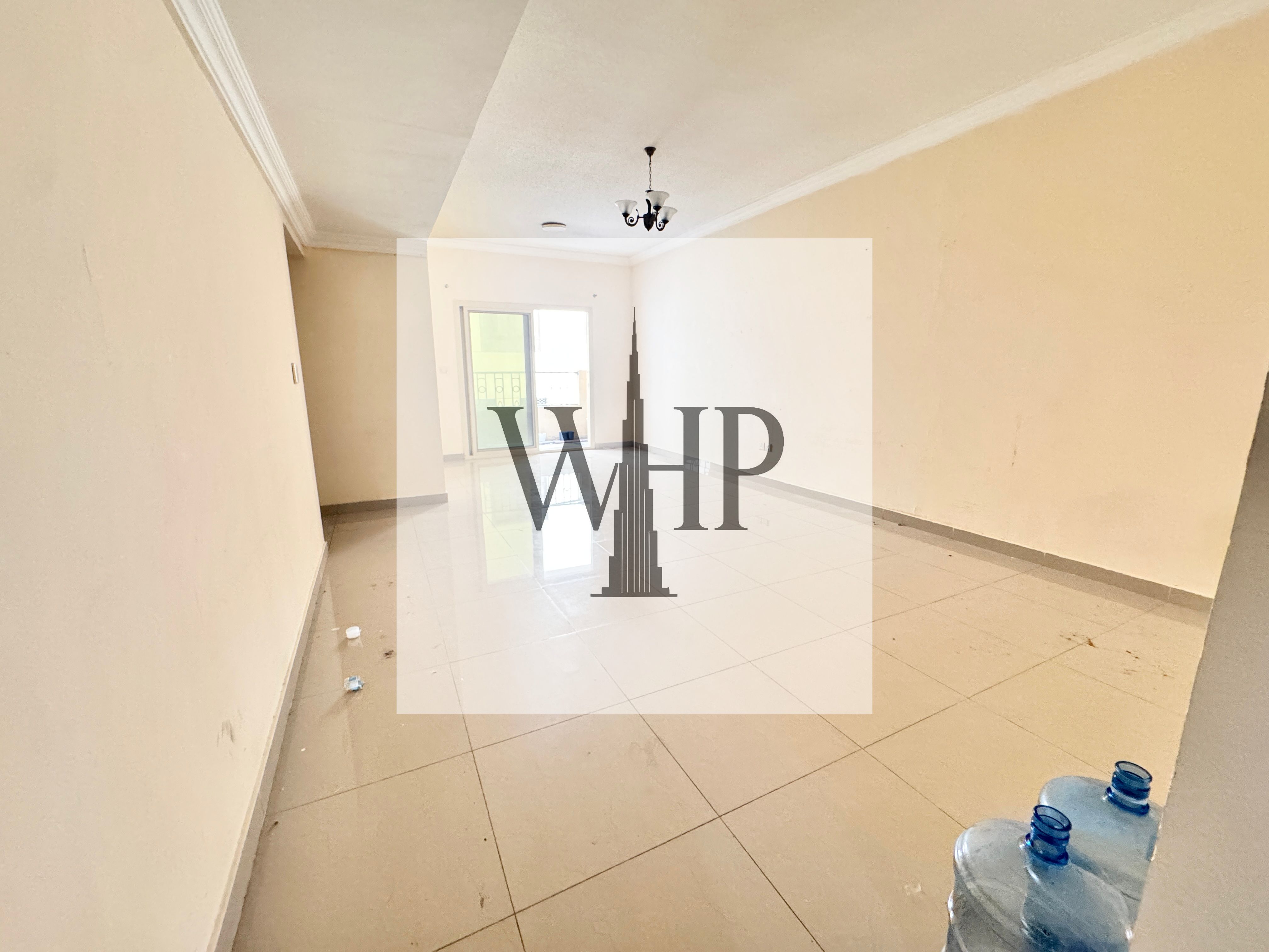 Spacious apartment with open view balcony// parking free// close to Muwaileh park