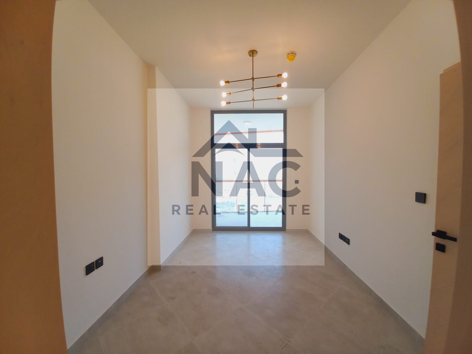Very spacious 3BHK Unfurnished apartment || Ready to move