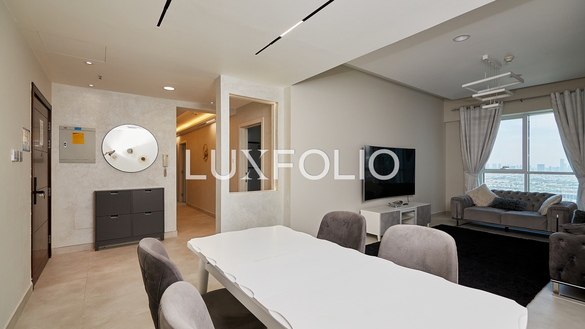 Fully Upgraded | Spacious | Vacant