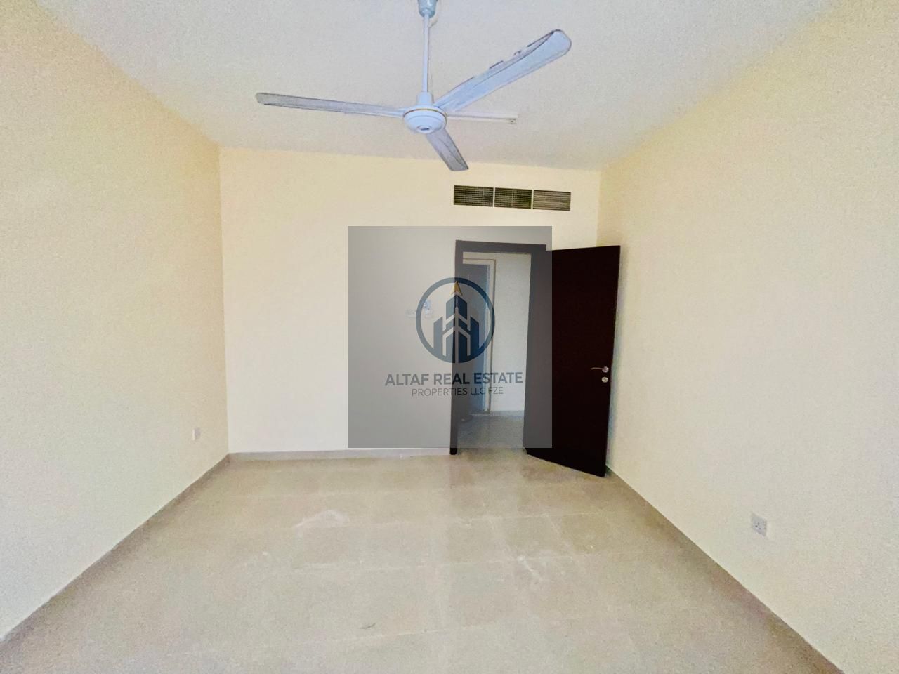 Ready to Move 1Bhk with Central Ac Central Gas Near By Cornishe