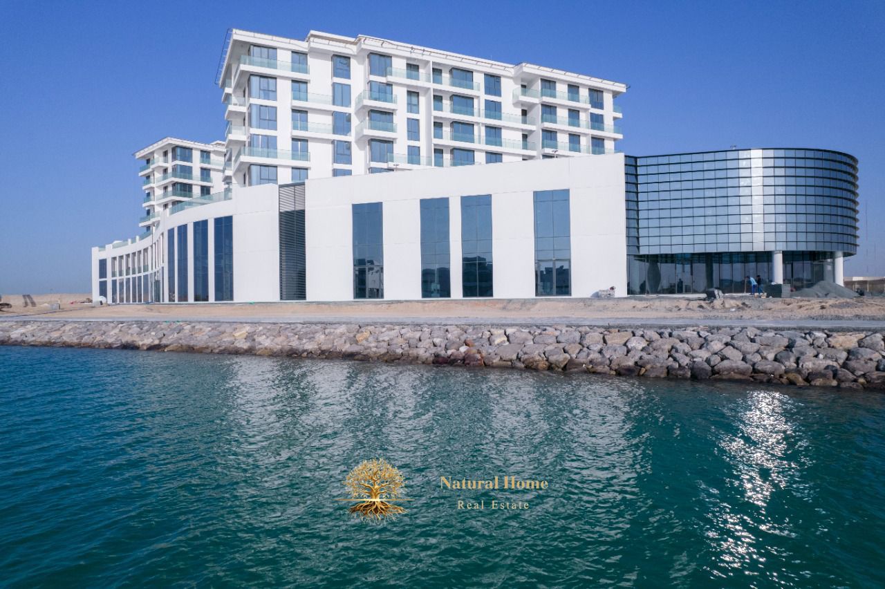 "The difficult equation has been achieved: direct sea view + world-class facilities + bargain price. . . ready to move in now. "