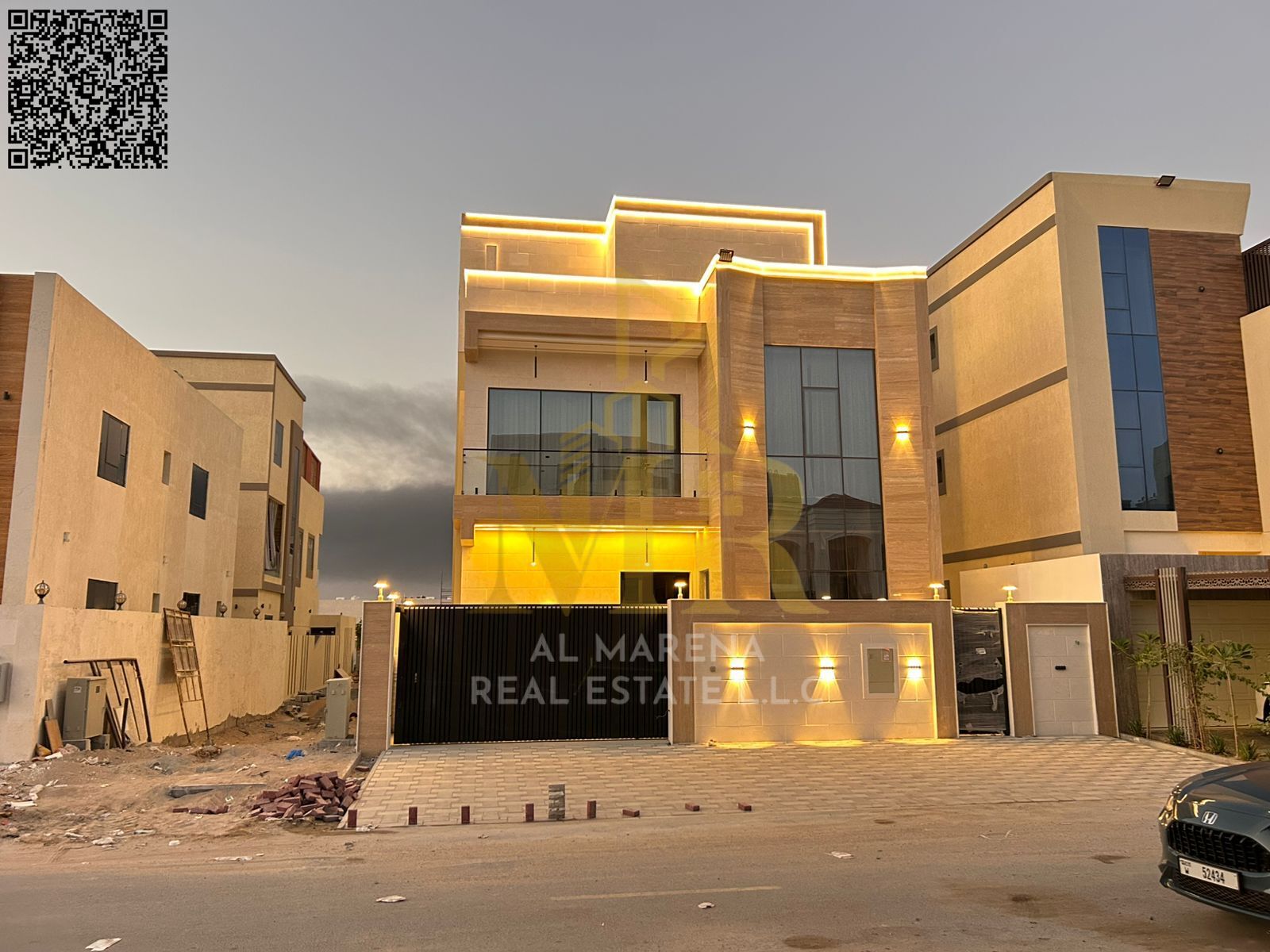 A villa with all registration fees, electricity, water and air conditioning included, on the main street, ready to move in, in the most prestigious ar