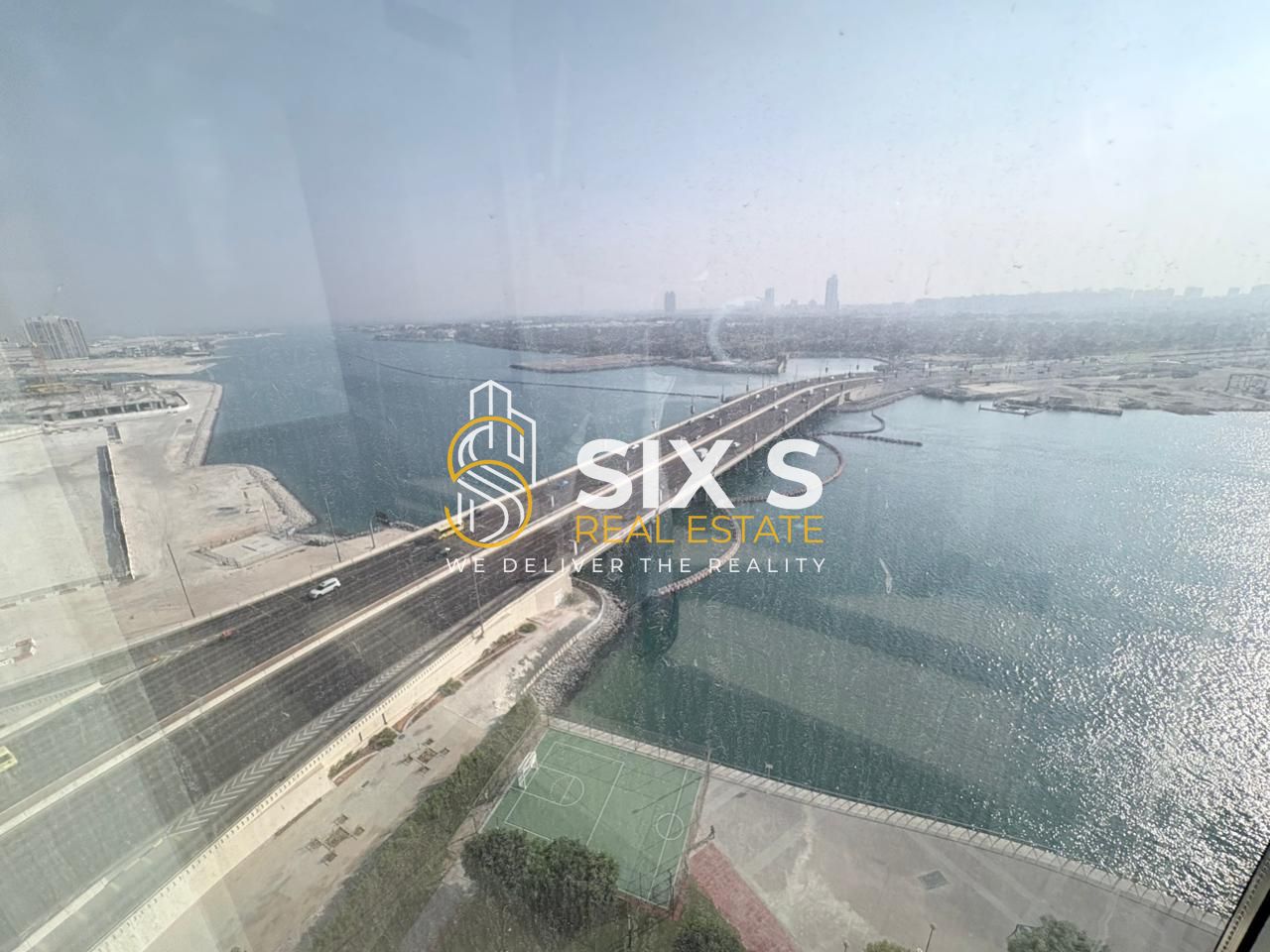 Spacious 2BR | Stunning Sea View | Prime Location