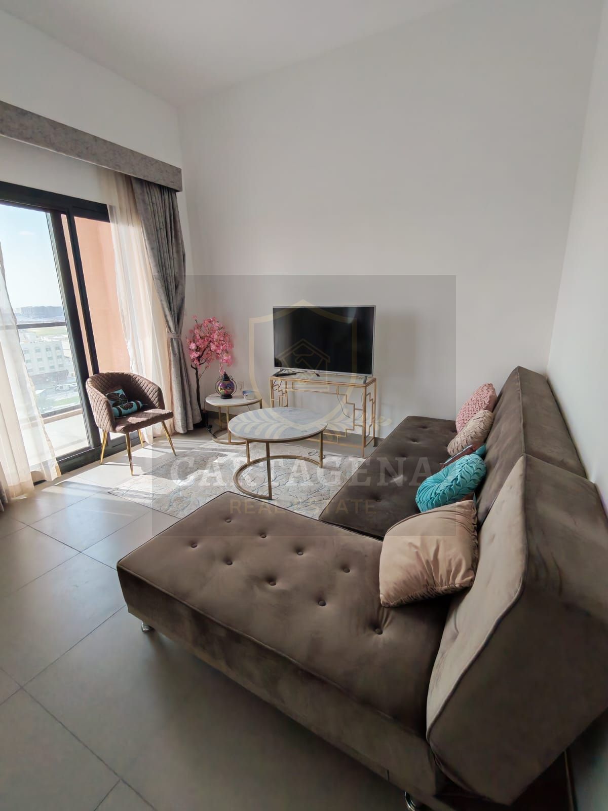 Charming 1 BR in Souks Residential: Modern & Affordable
