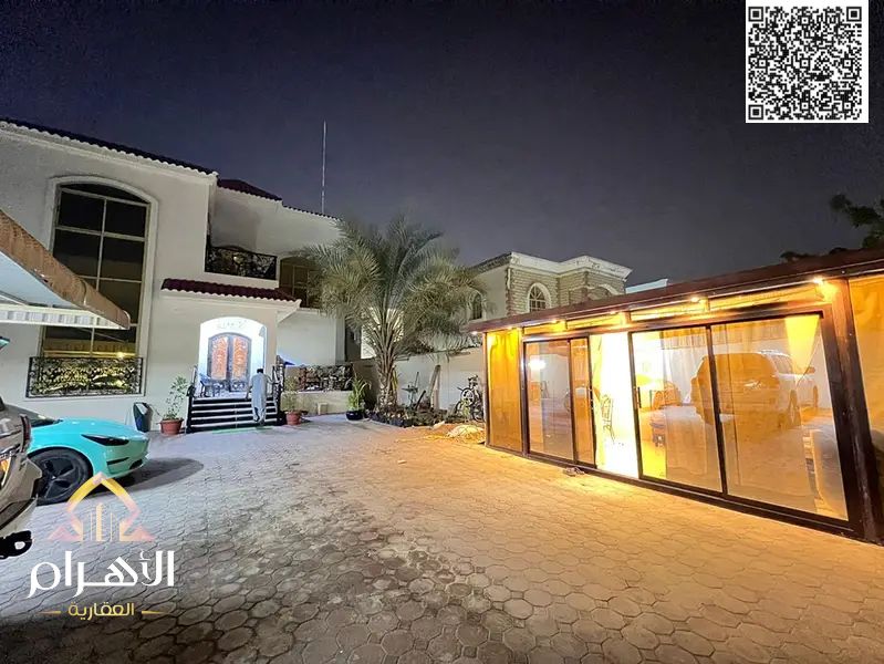 Villa for sale in Al Rawda 2, prime location, freehold, open to all nationalities. Land area: 10,000 sq ft. Consists of 3 bedrooms
