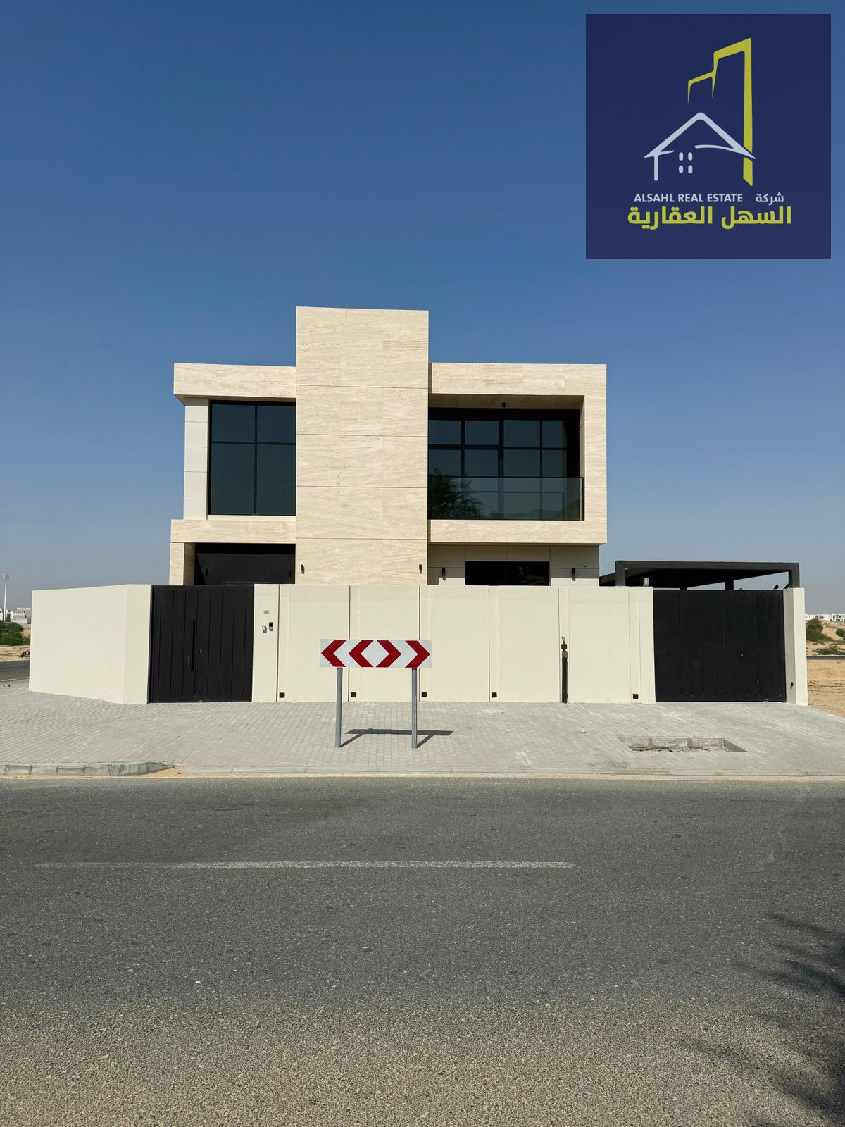 Luxury 3 BHK Villa Two Floors on a Corner – Al Hoshi