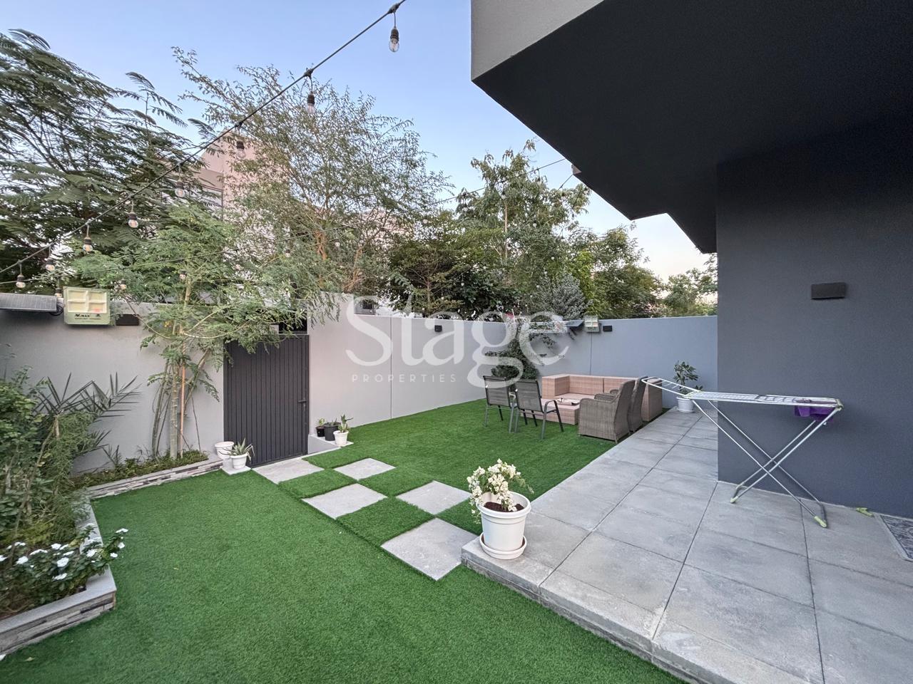 Luxurious Corner Townhouse | Masaar Sendian