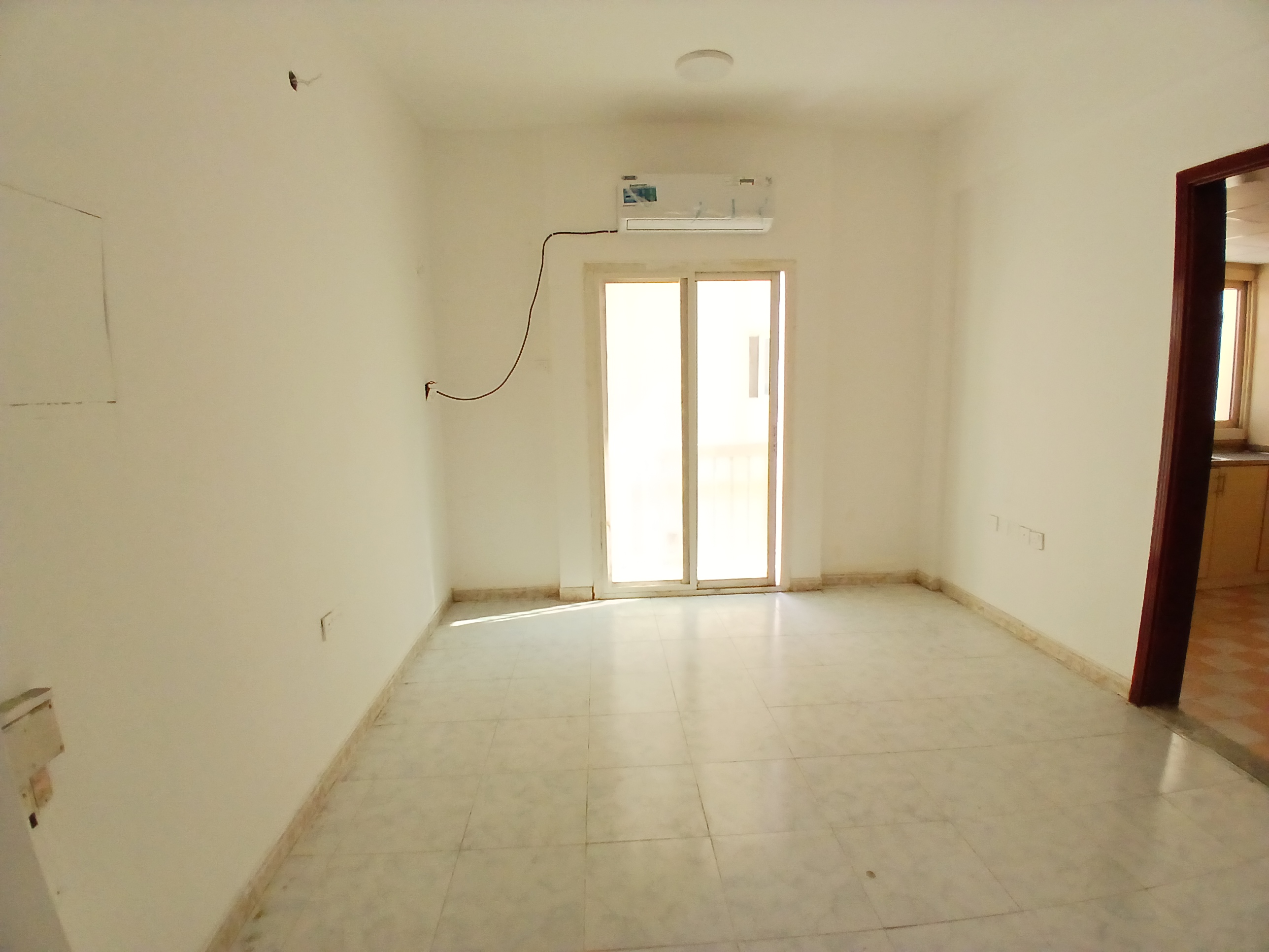Lavish 1bhk fully family Building with 2 Balcony just rent 30k