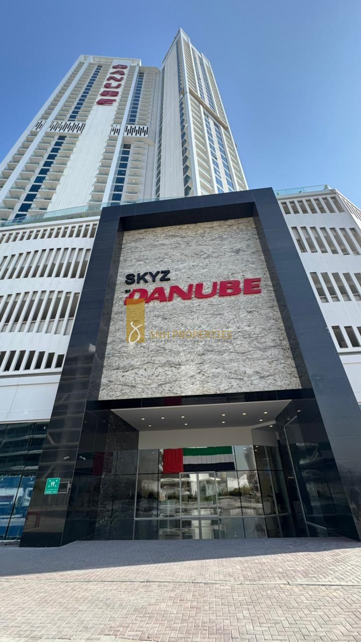 SEMI-FURNISHED | BRAND NEW | HIGH FLOOR