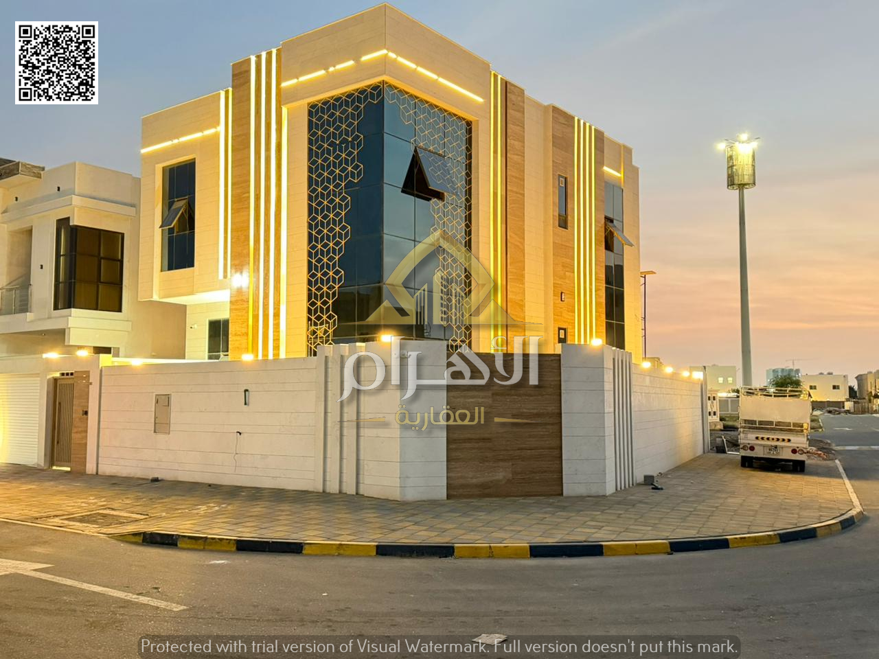 European-style villa for sale, custom-finished, two floors and a rooftop terrace, 5 rooms. Includes registration and ownership fees, freehold ownershi