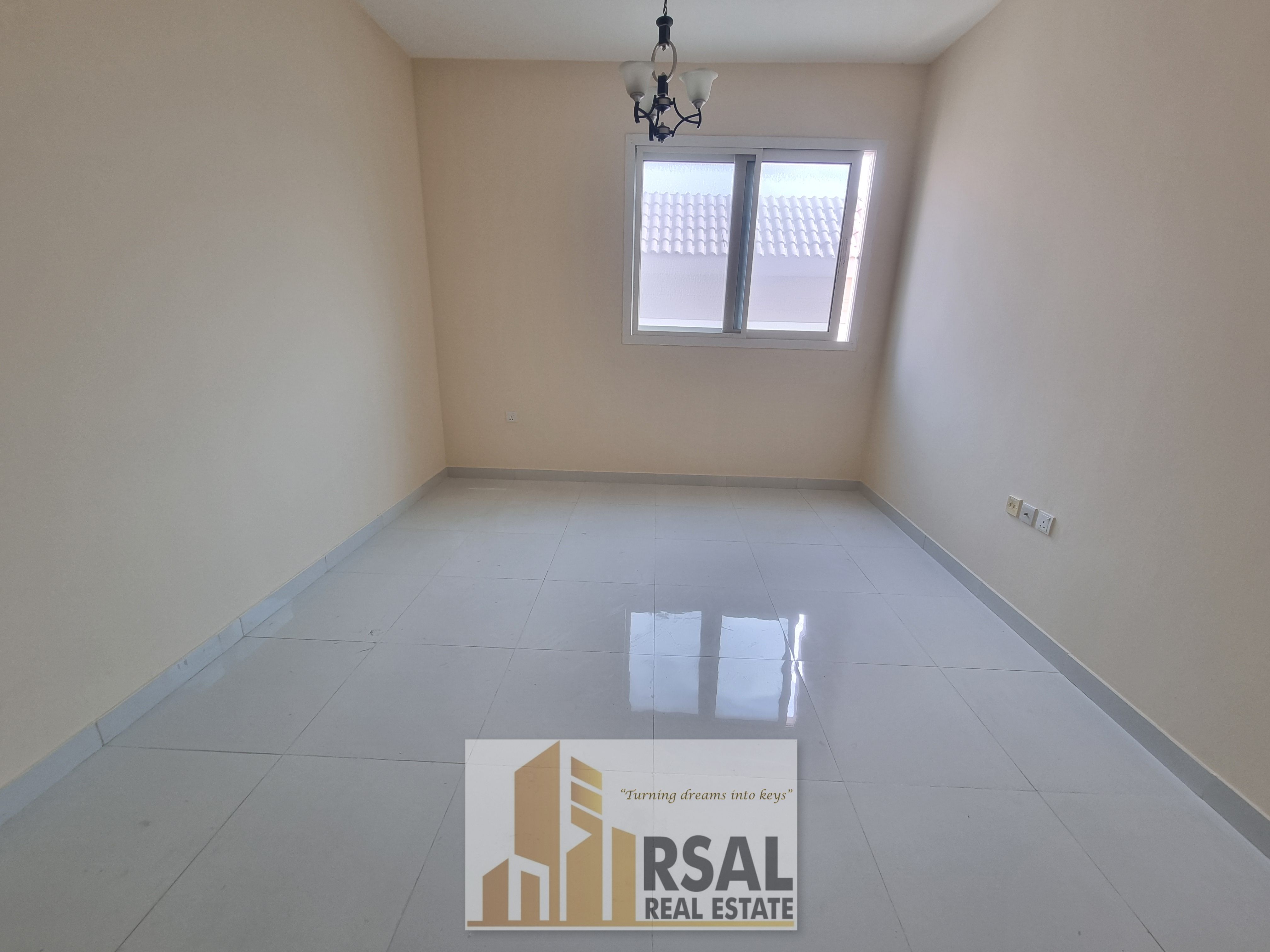 Afordable Lavish Family 2Bhk //CoverdParking//Ready to Move//Easy Payment//Close To The Safari Mall