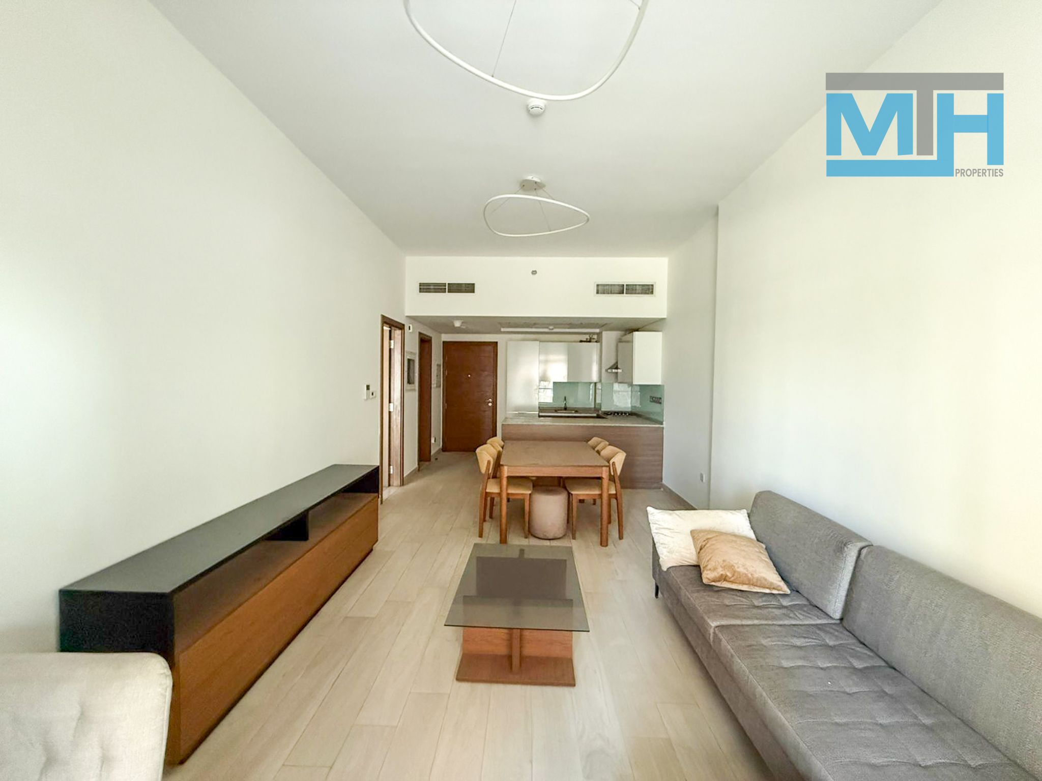 Vacant | Spacious 1 BHK | Ready to Move